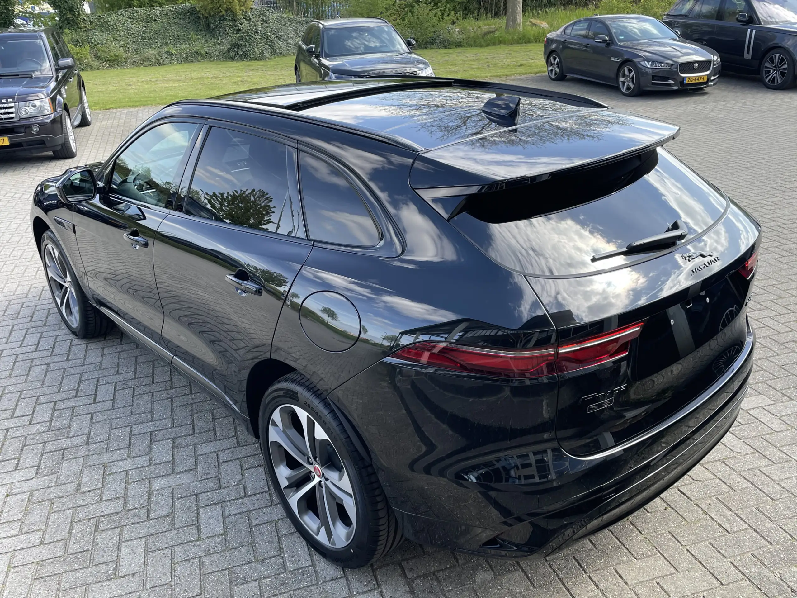 Jaguar - F-Pace