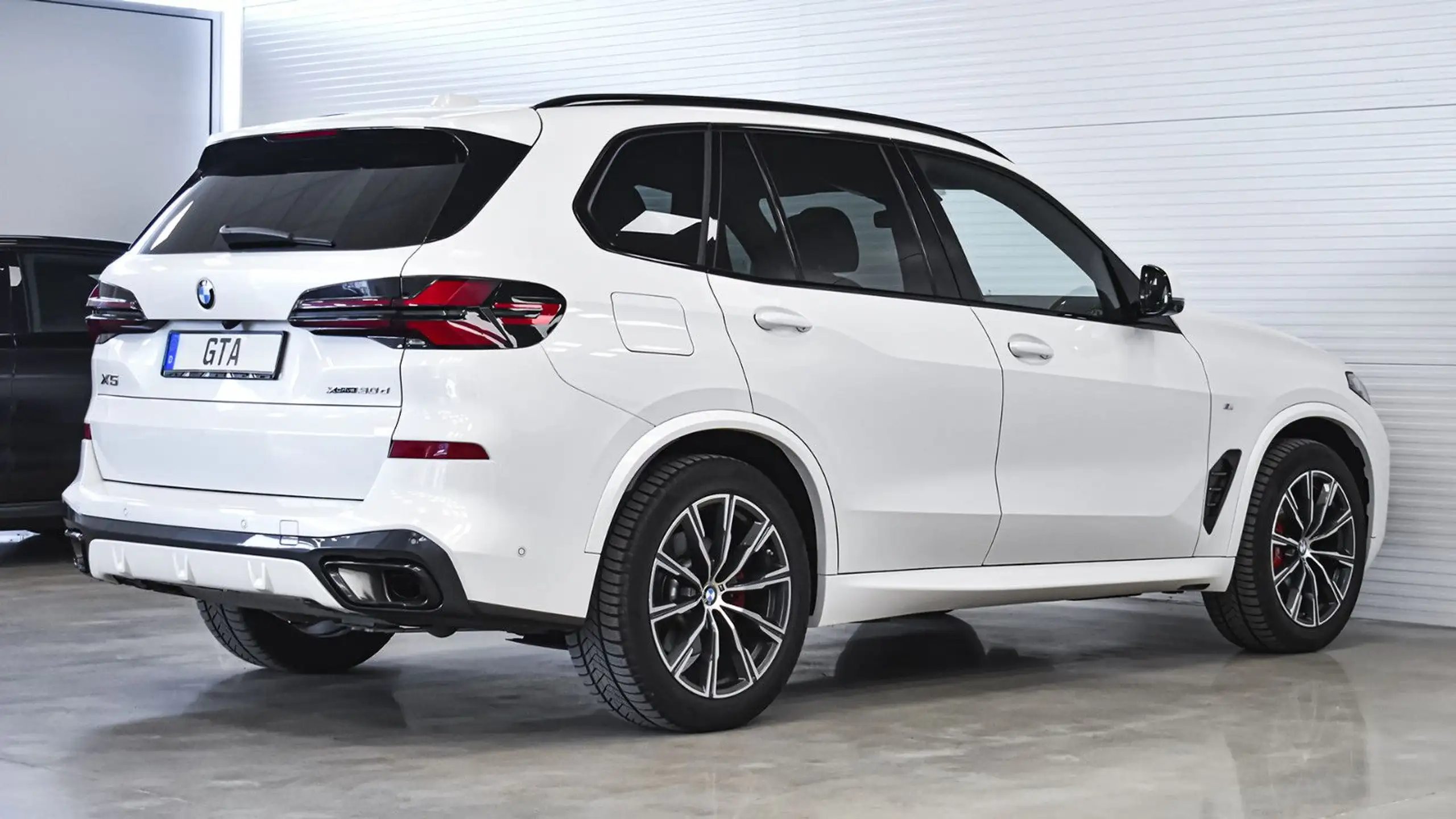 BMW - X5