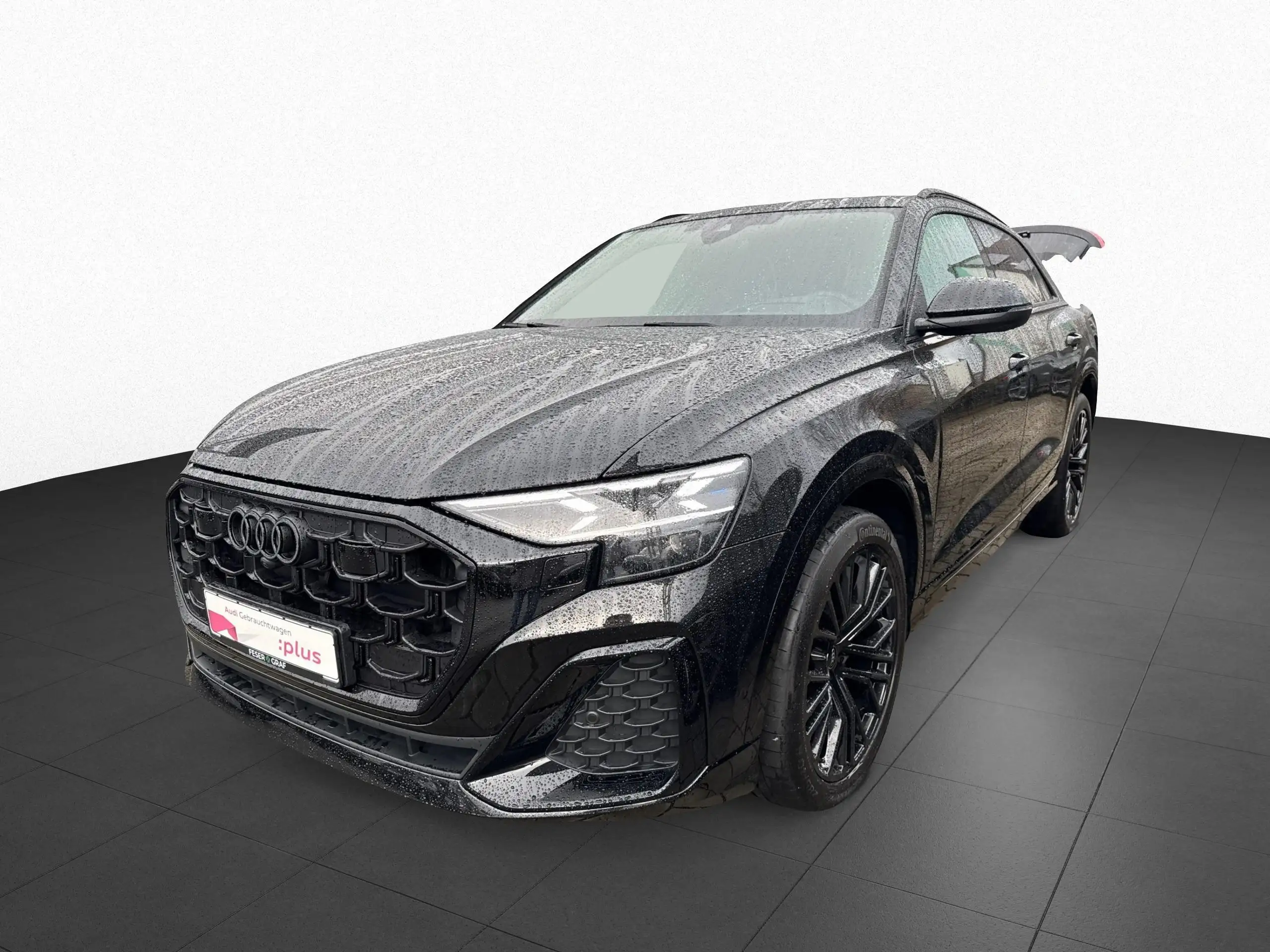 Audi - Q8