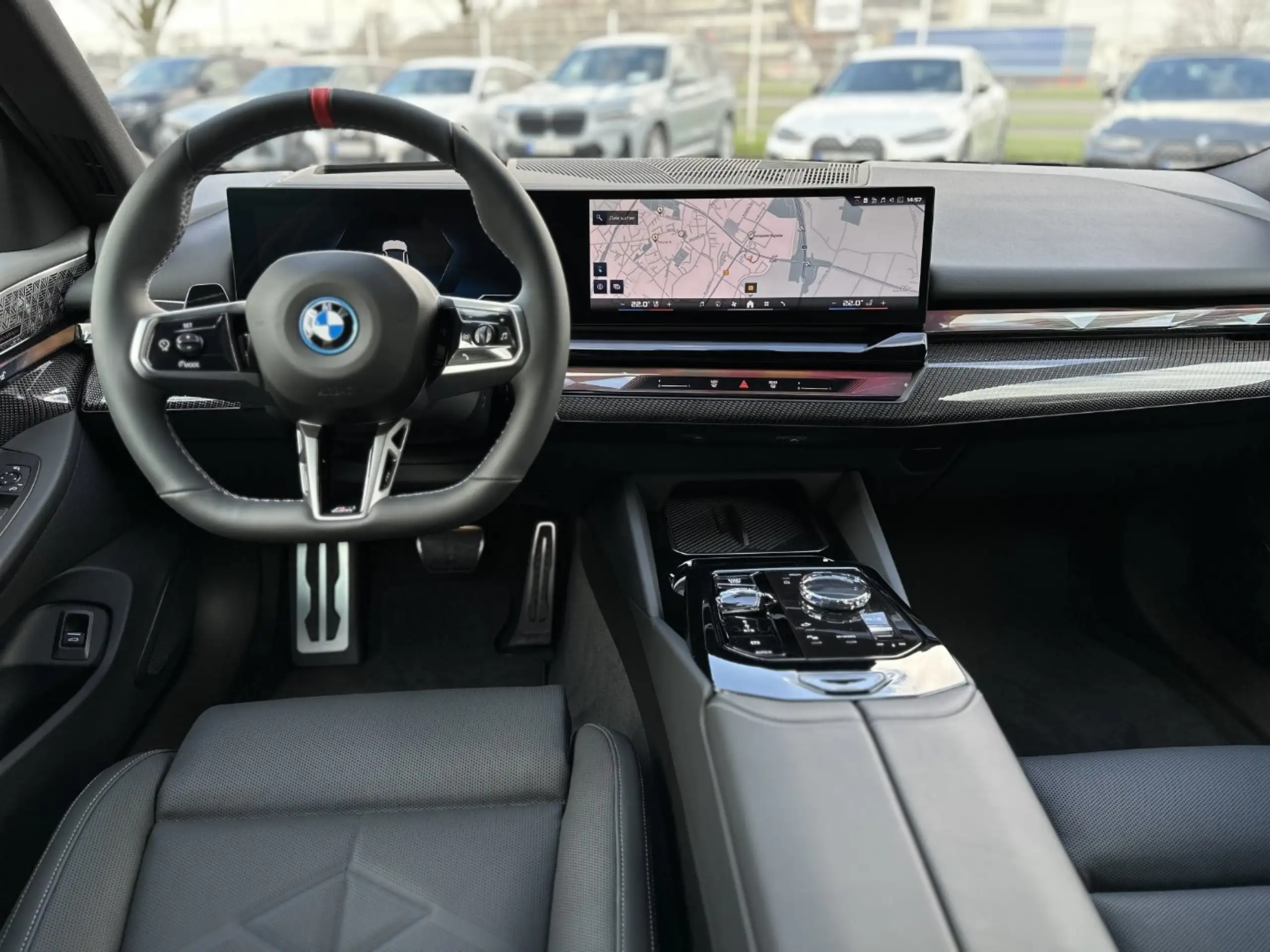 BMW - i5