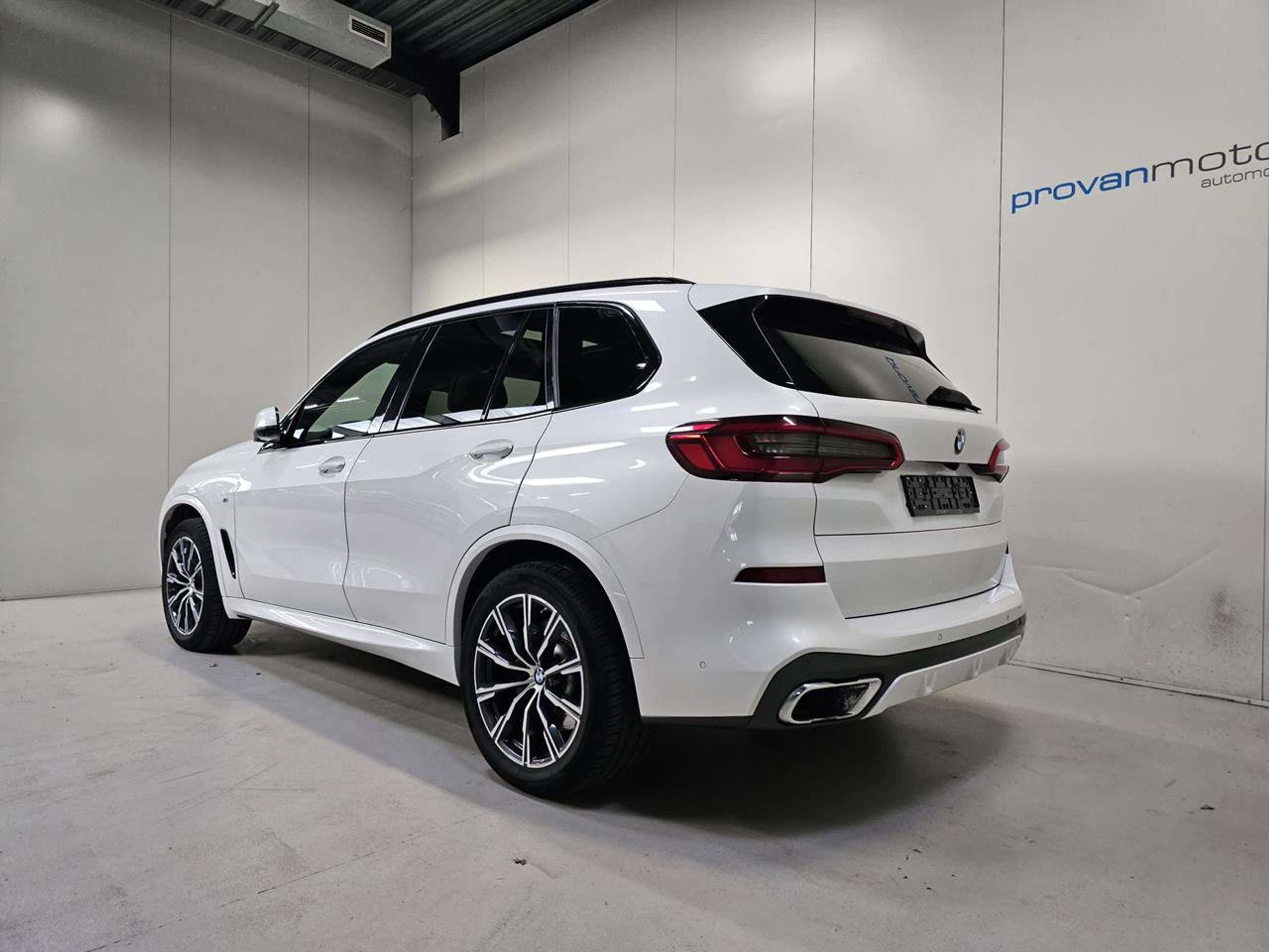 BMW - X5