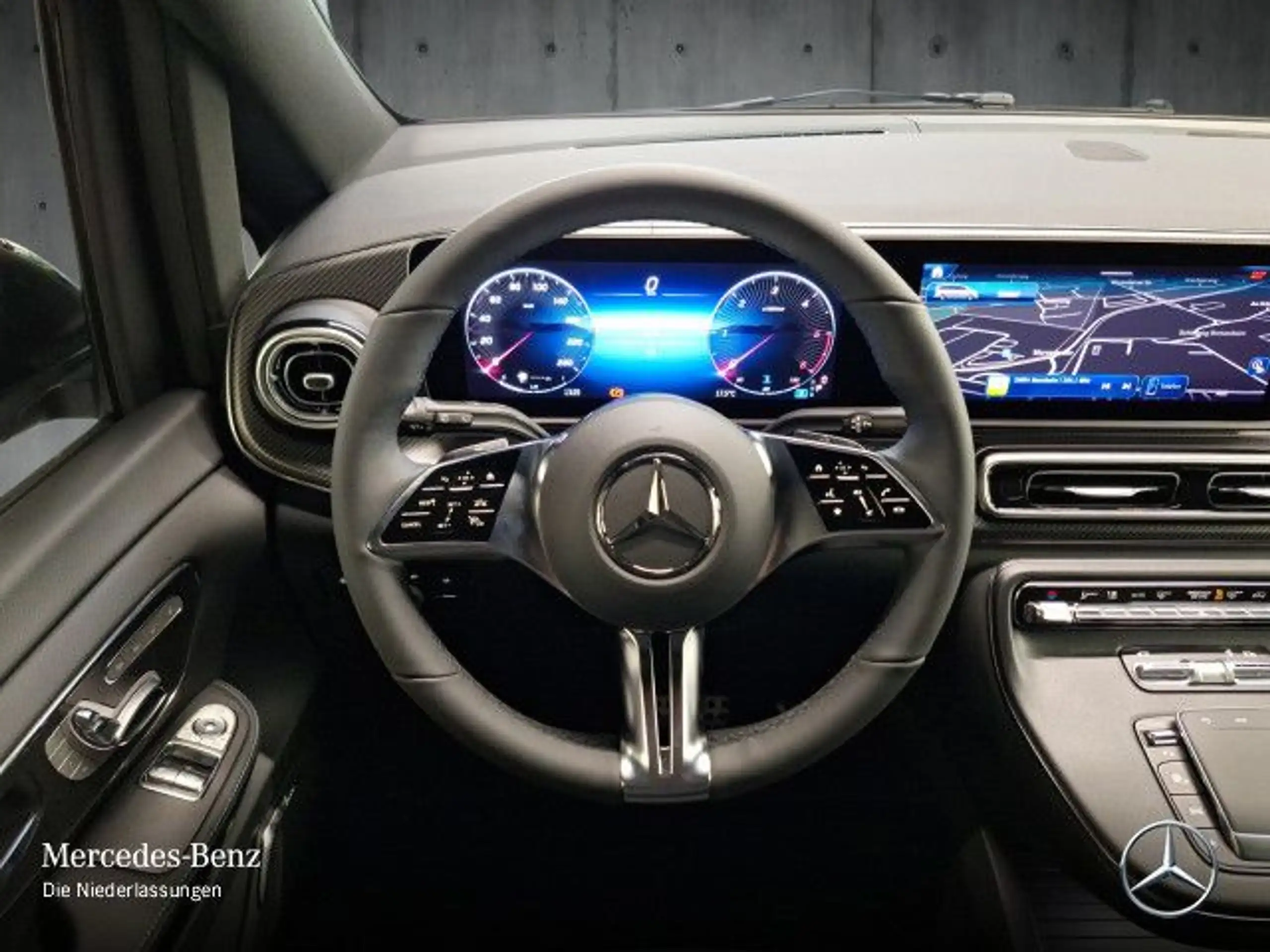 Mercedes-Benz - V 300