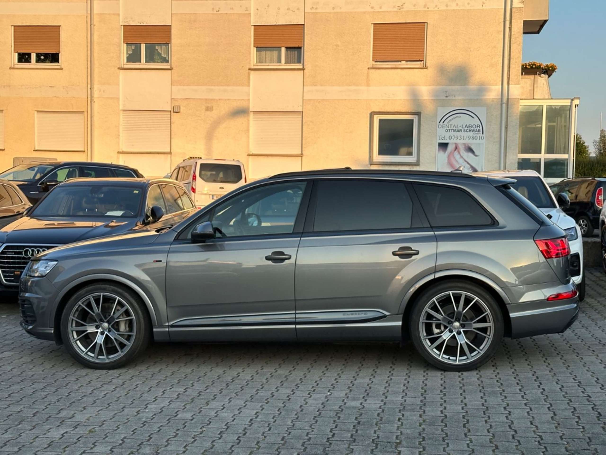 Audi - Q7