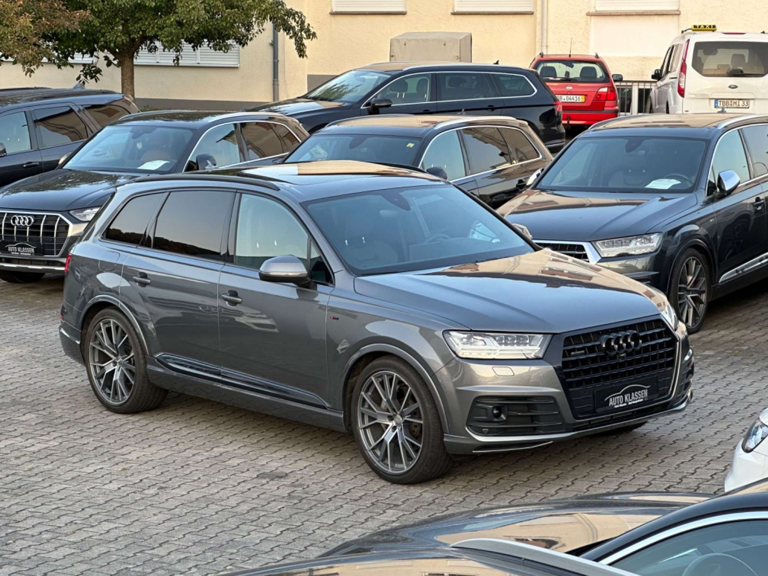 Audi - Q7