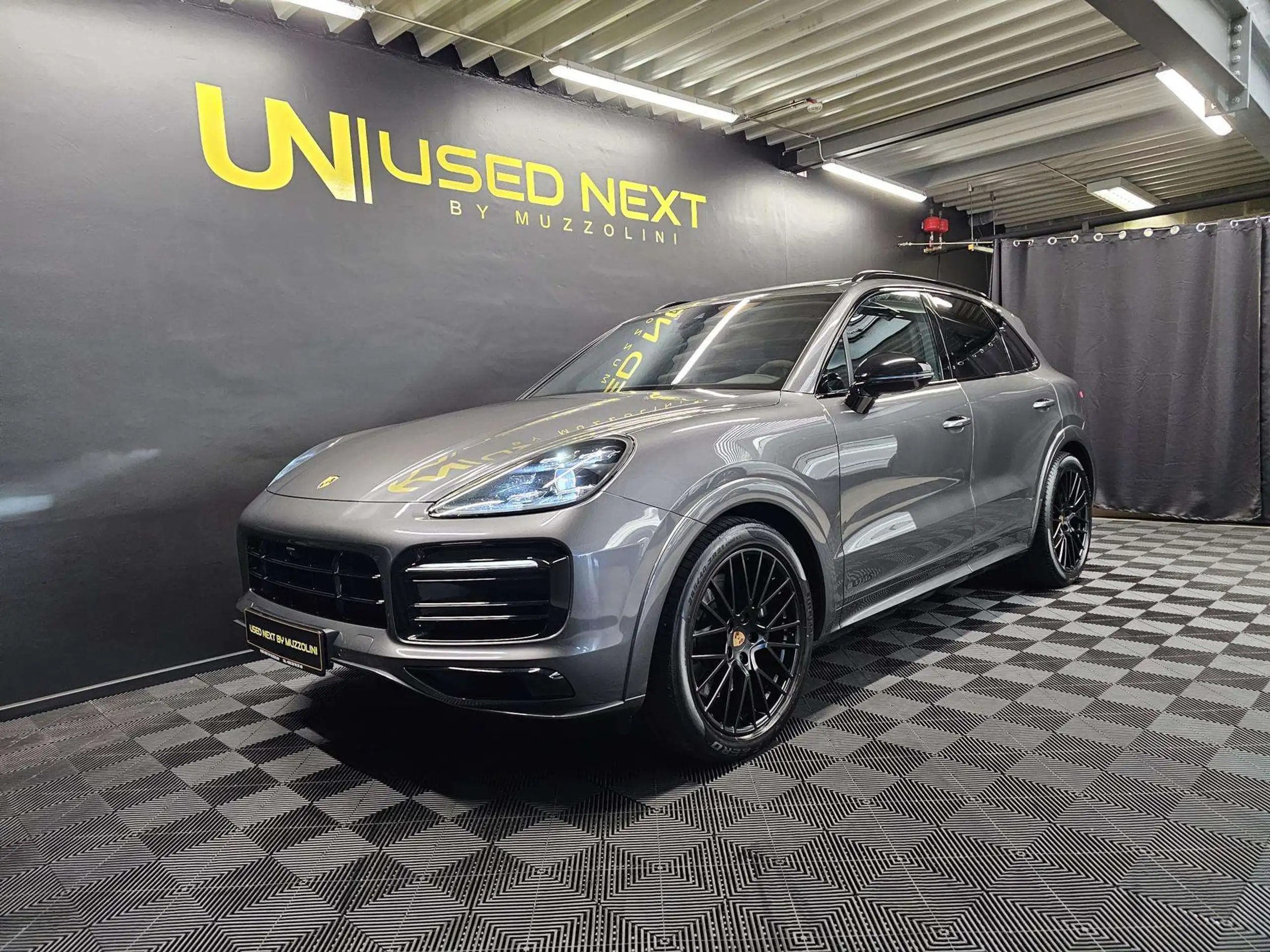 Porsche - Cayenne