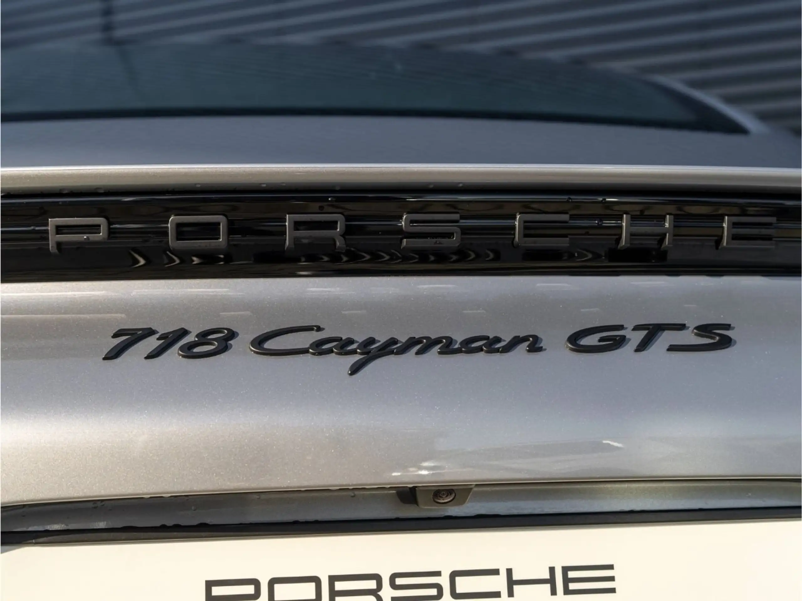 Porsche - Cayman