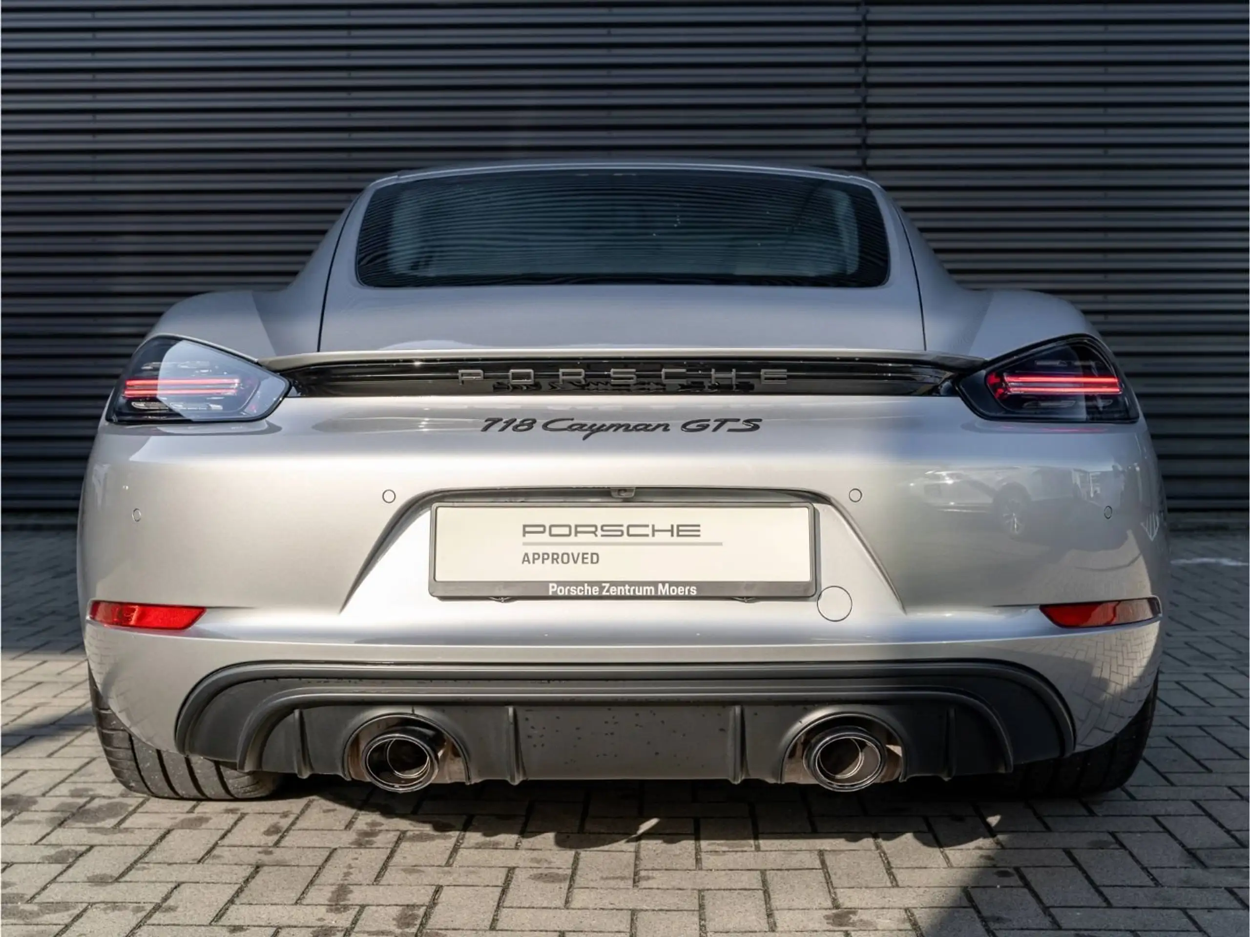 Porsche - Cayman