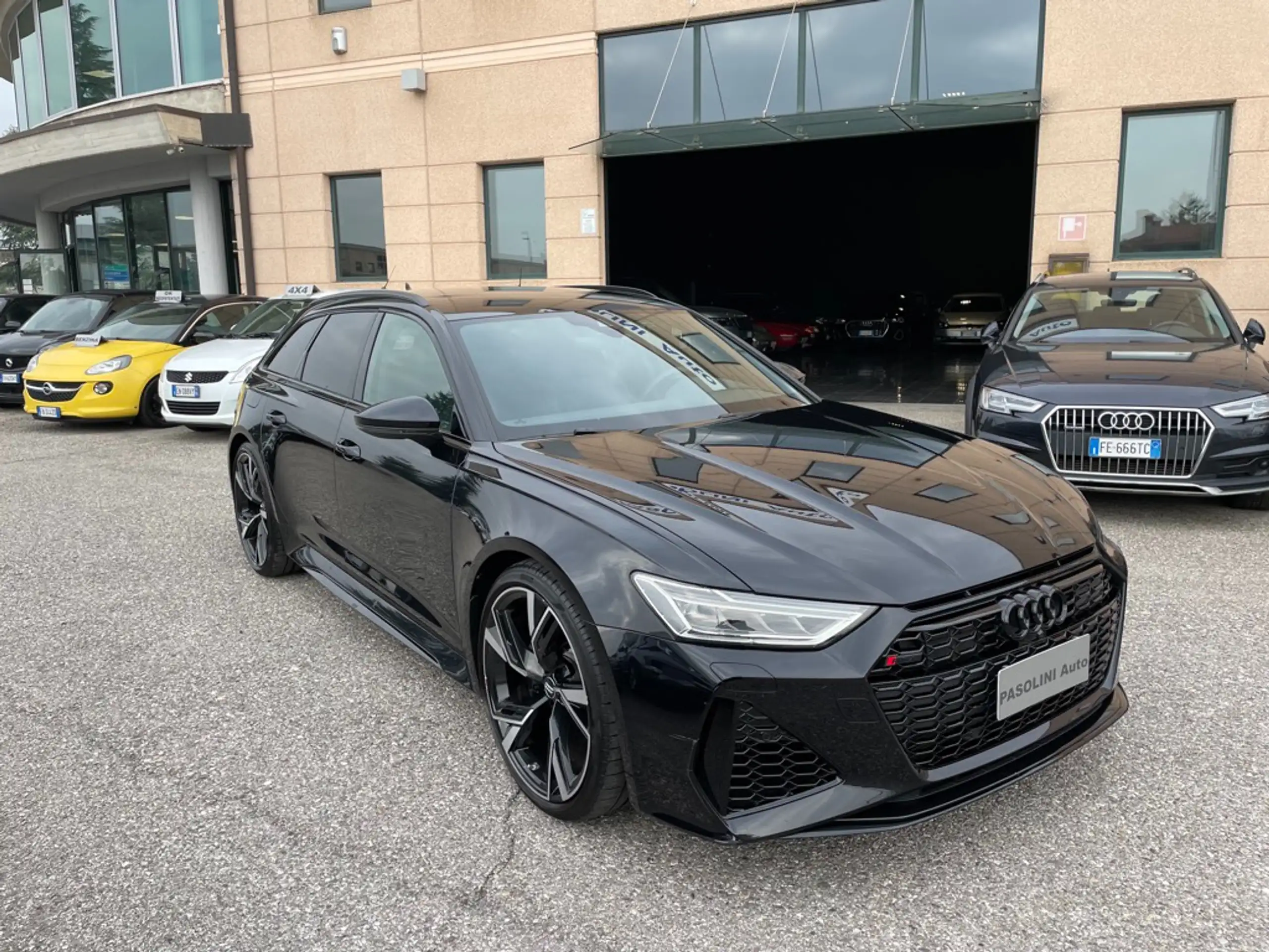 Audi - RS6