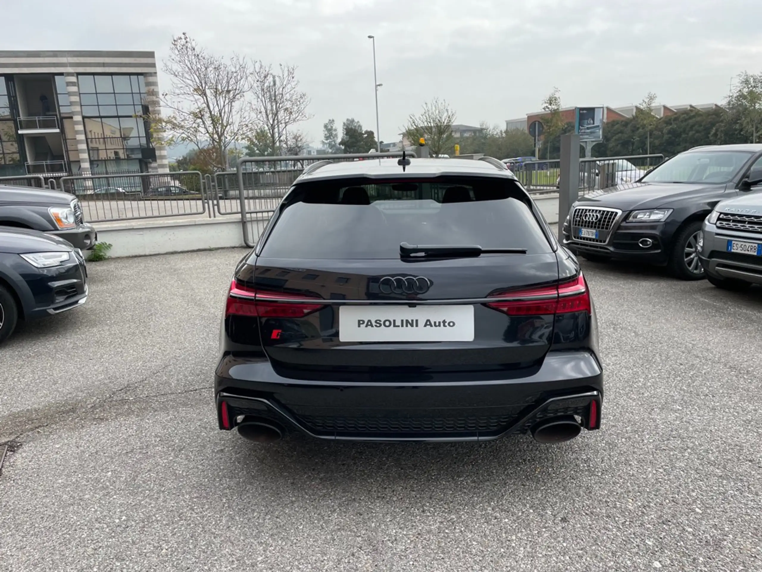 Audi - RS6