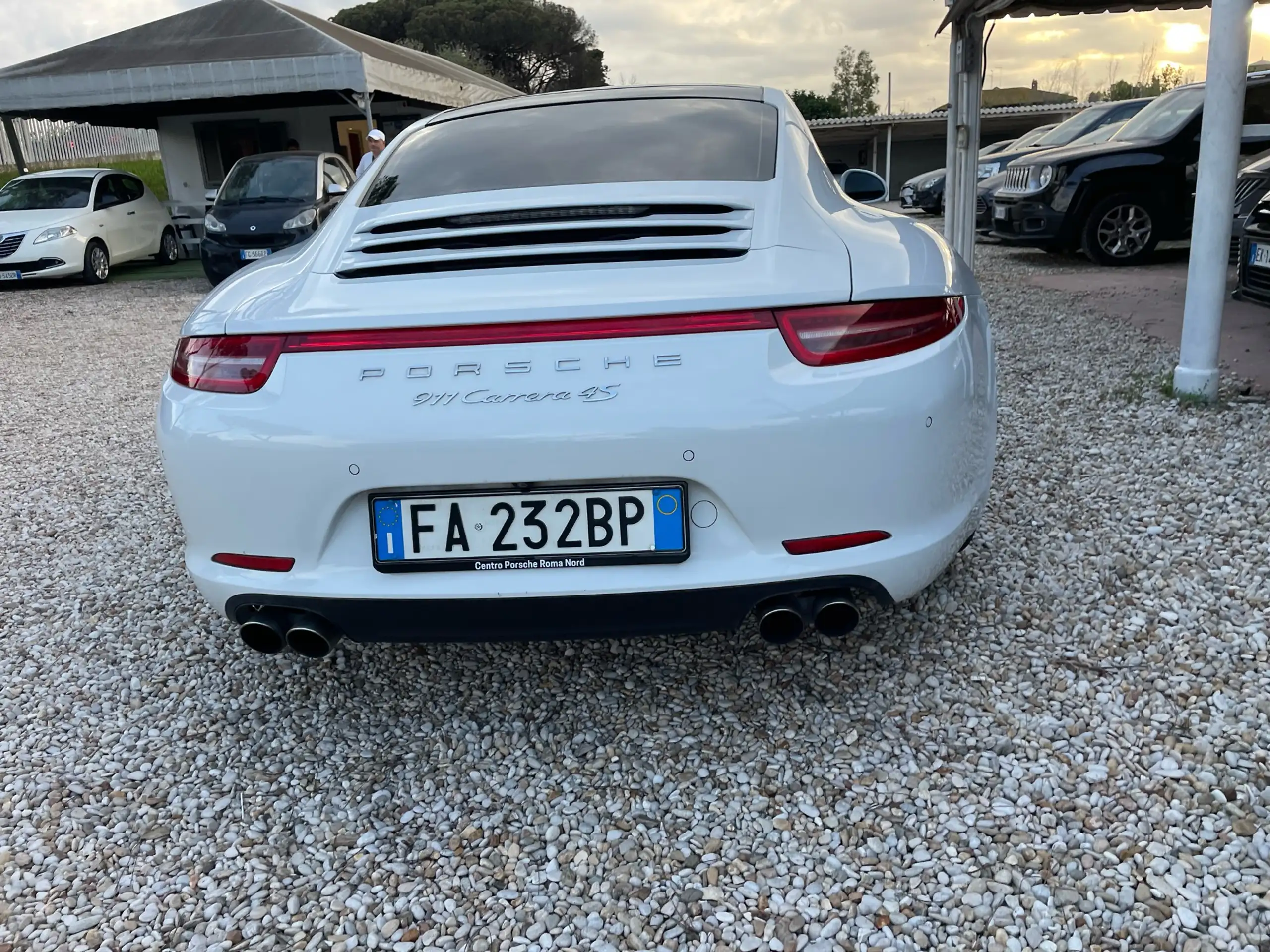 Porsche - 911