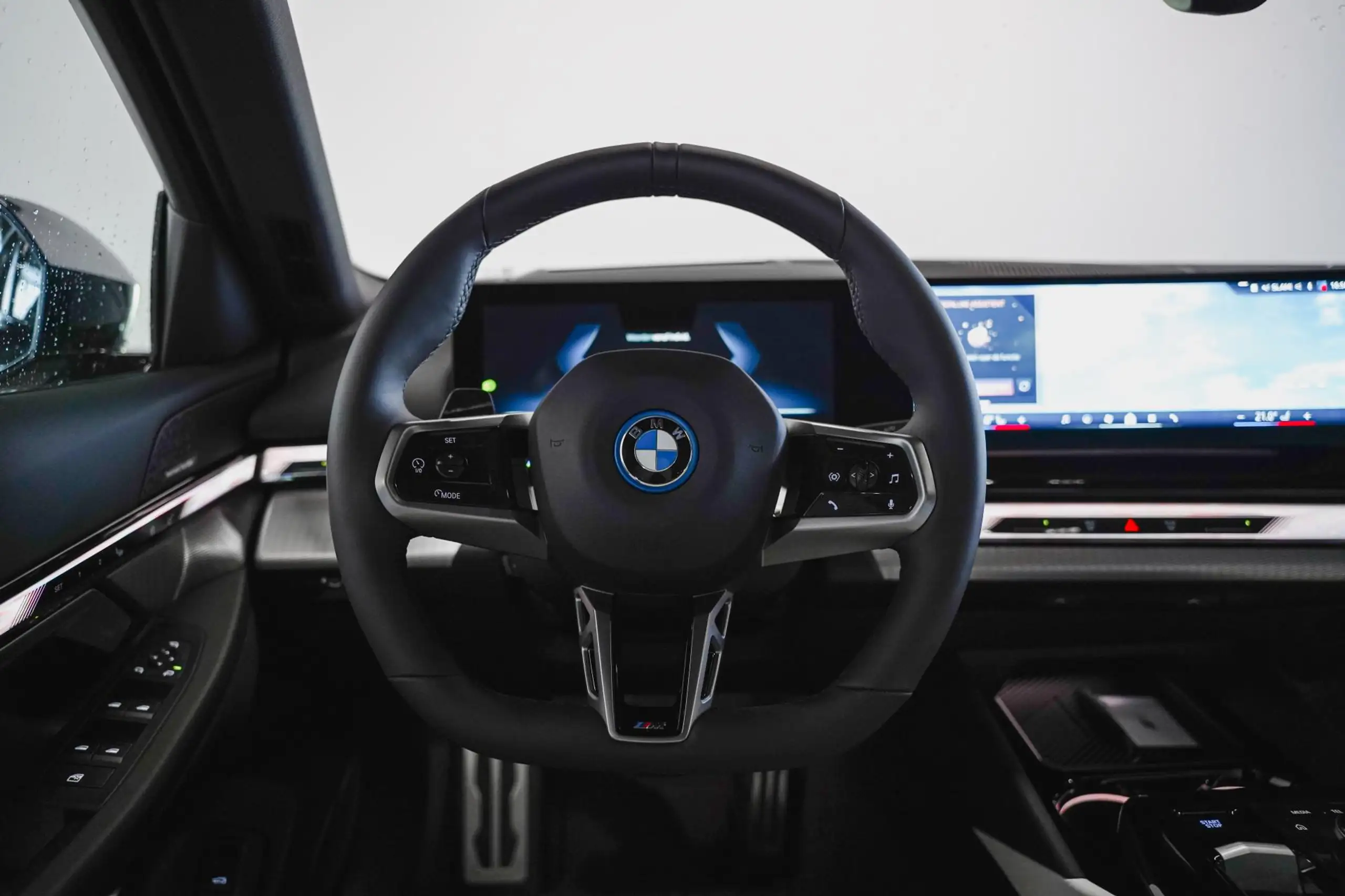 BMW - i5