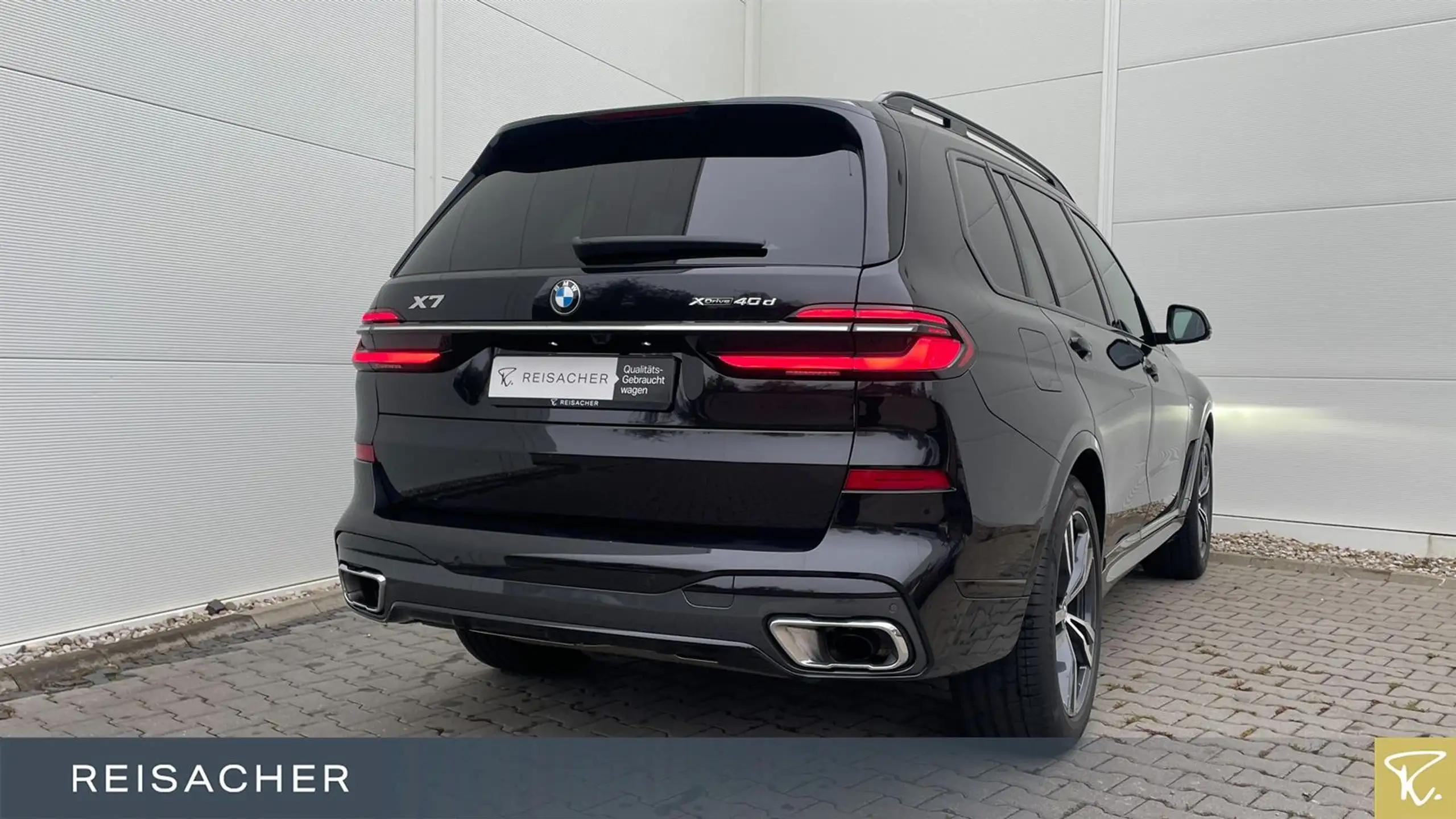 BMW - X7