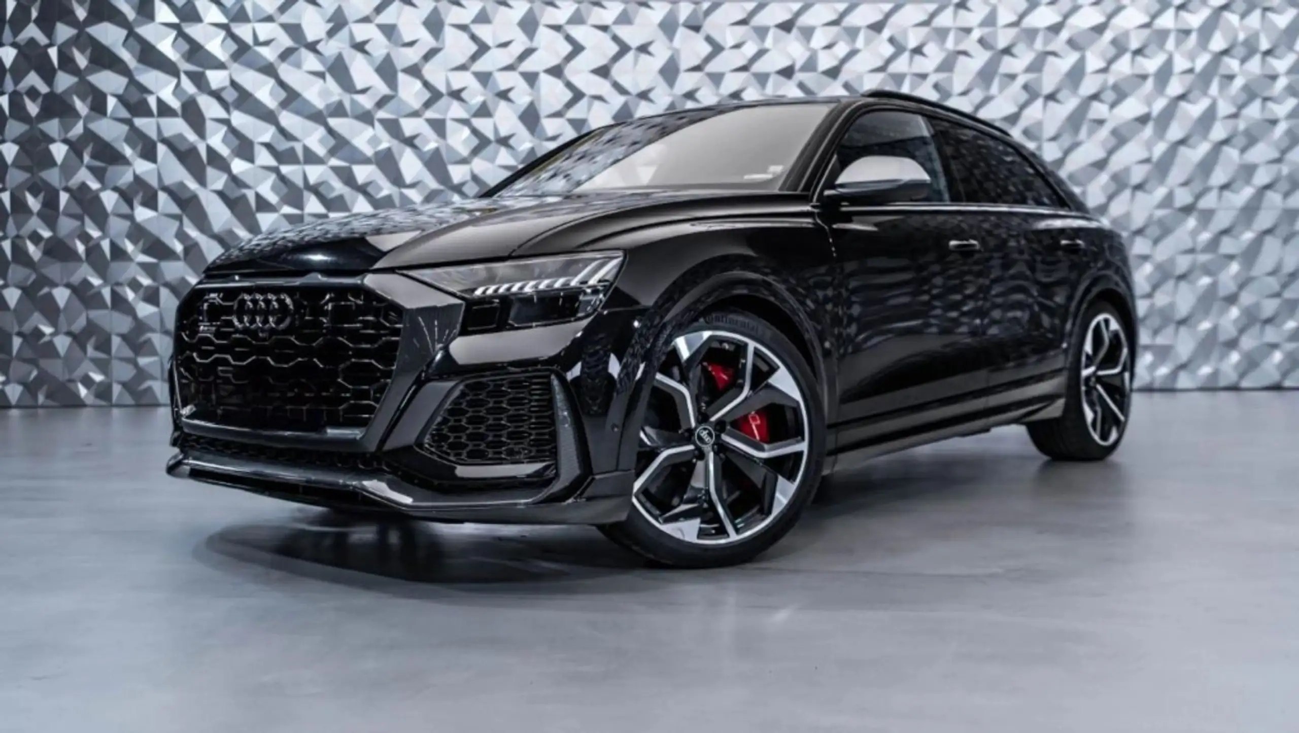 Audi - RS Q8