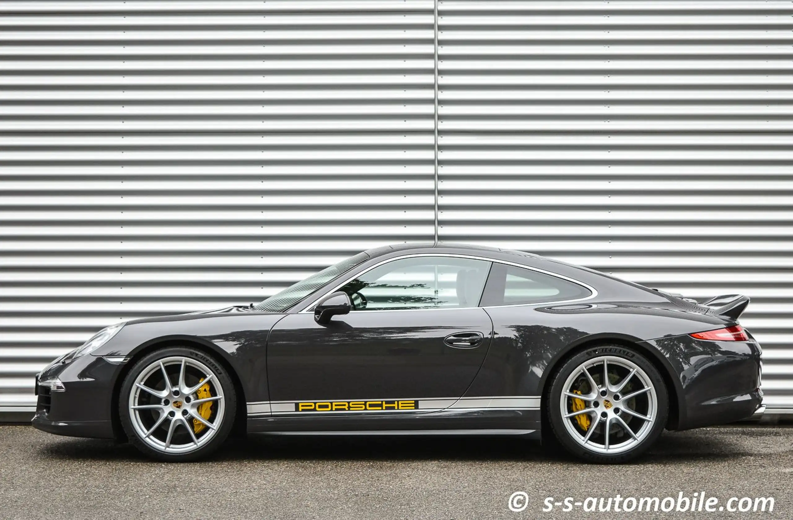 Porsche - 991