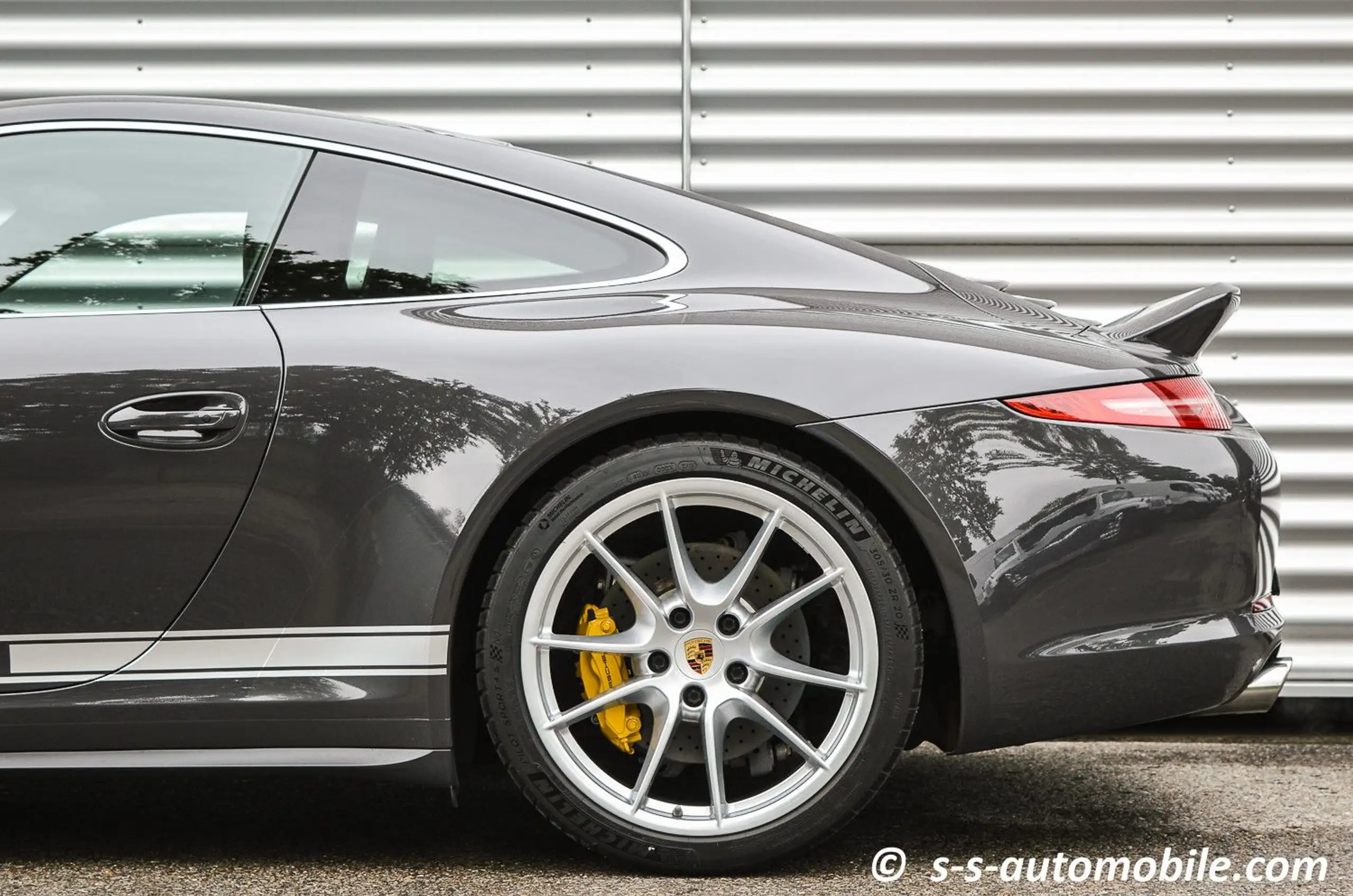 Porsche - 991