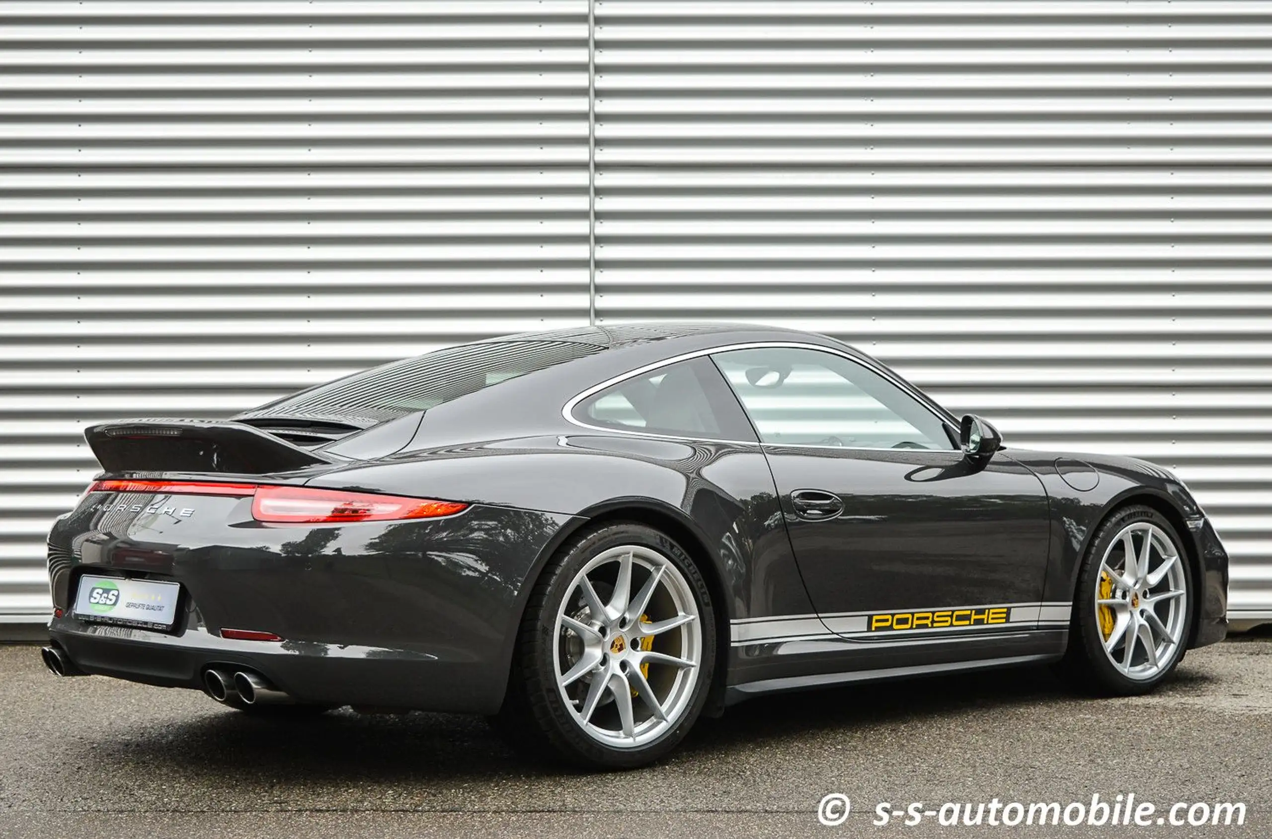 Porsche - 991