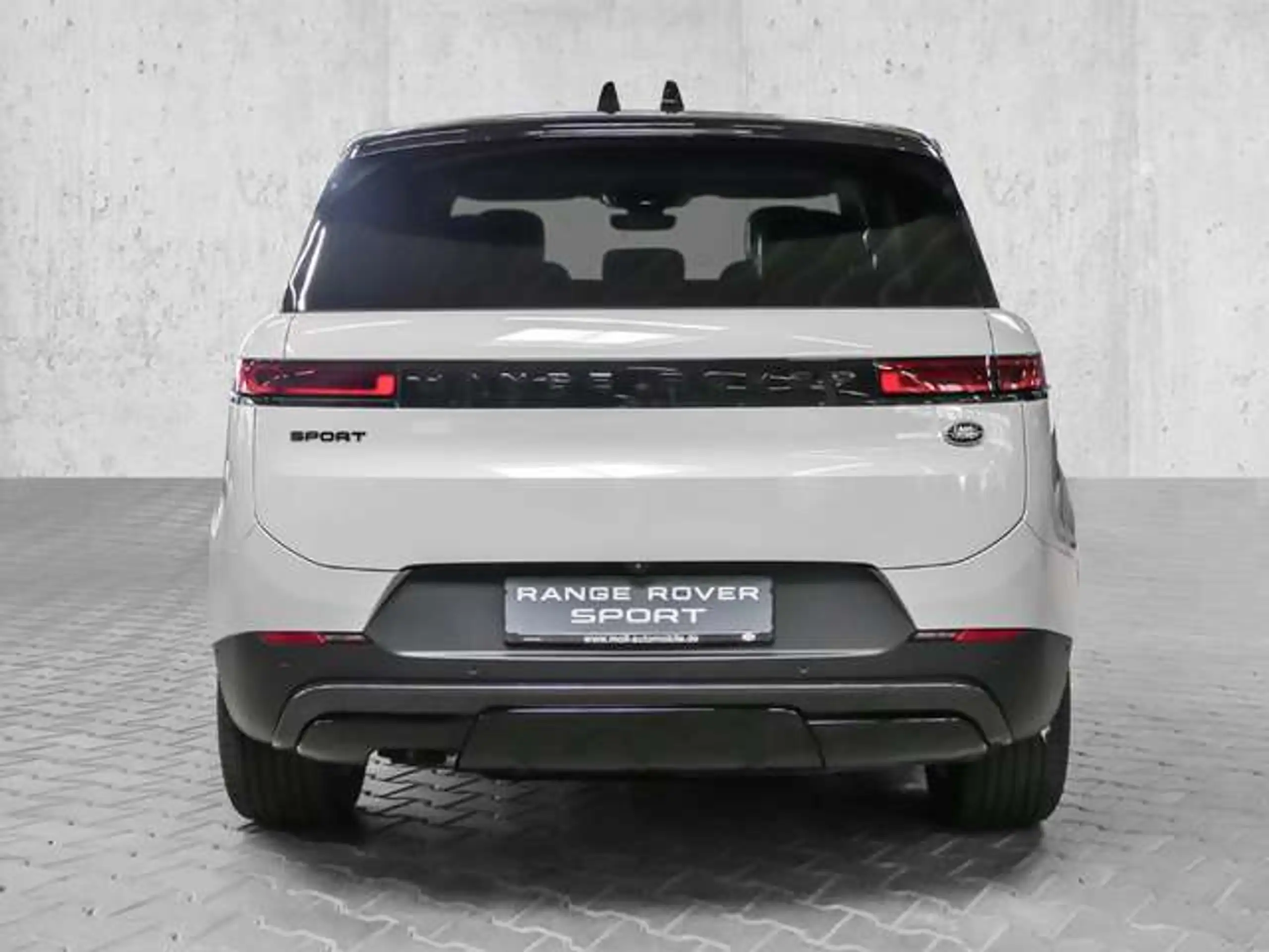 Land Rover - Range Rover Sport