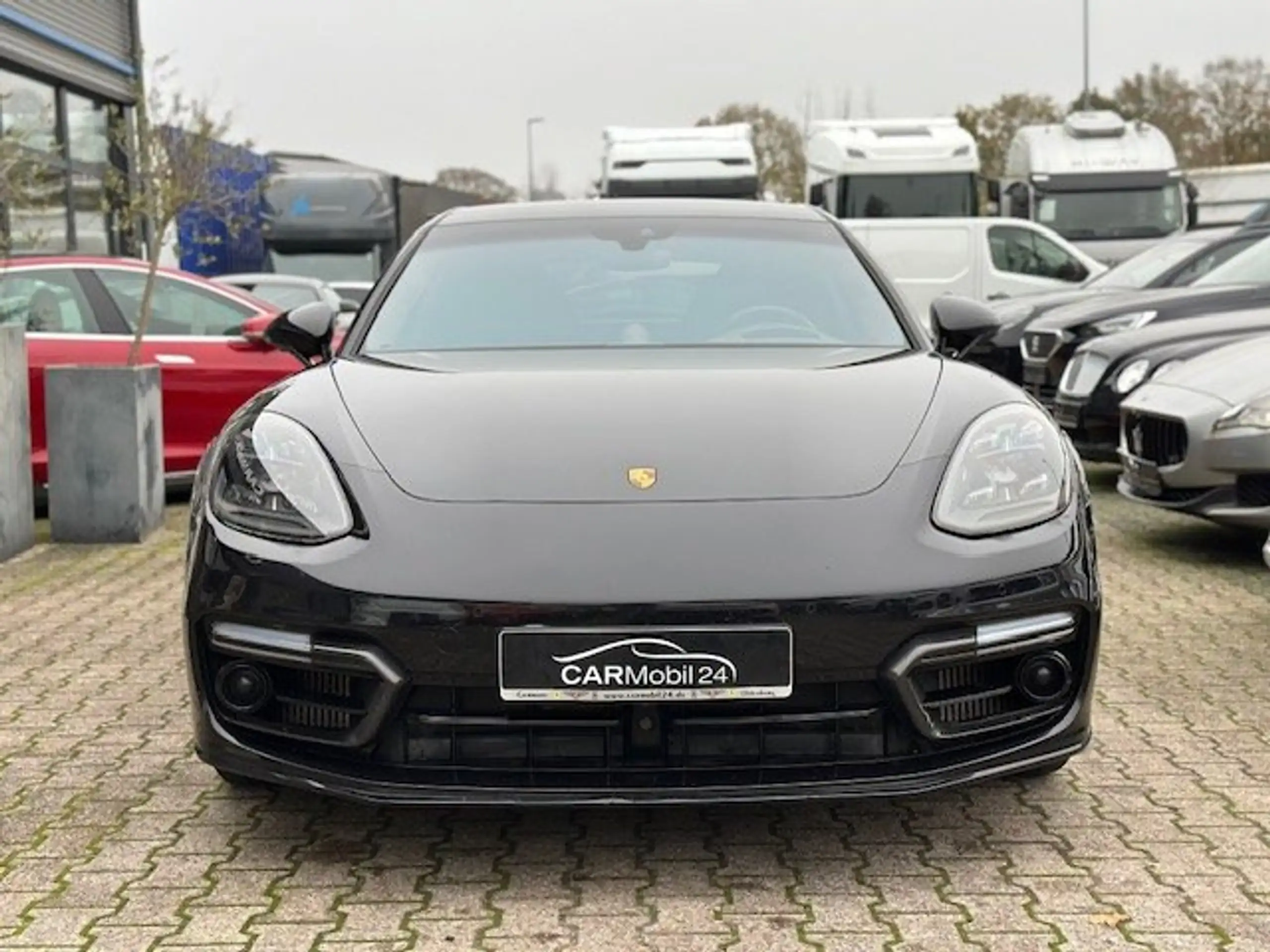 Porsche - Panamera