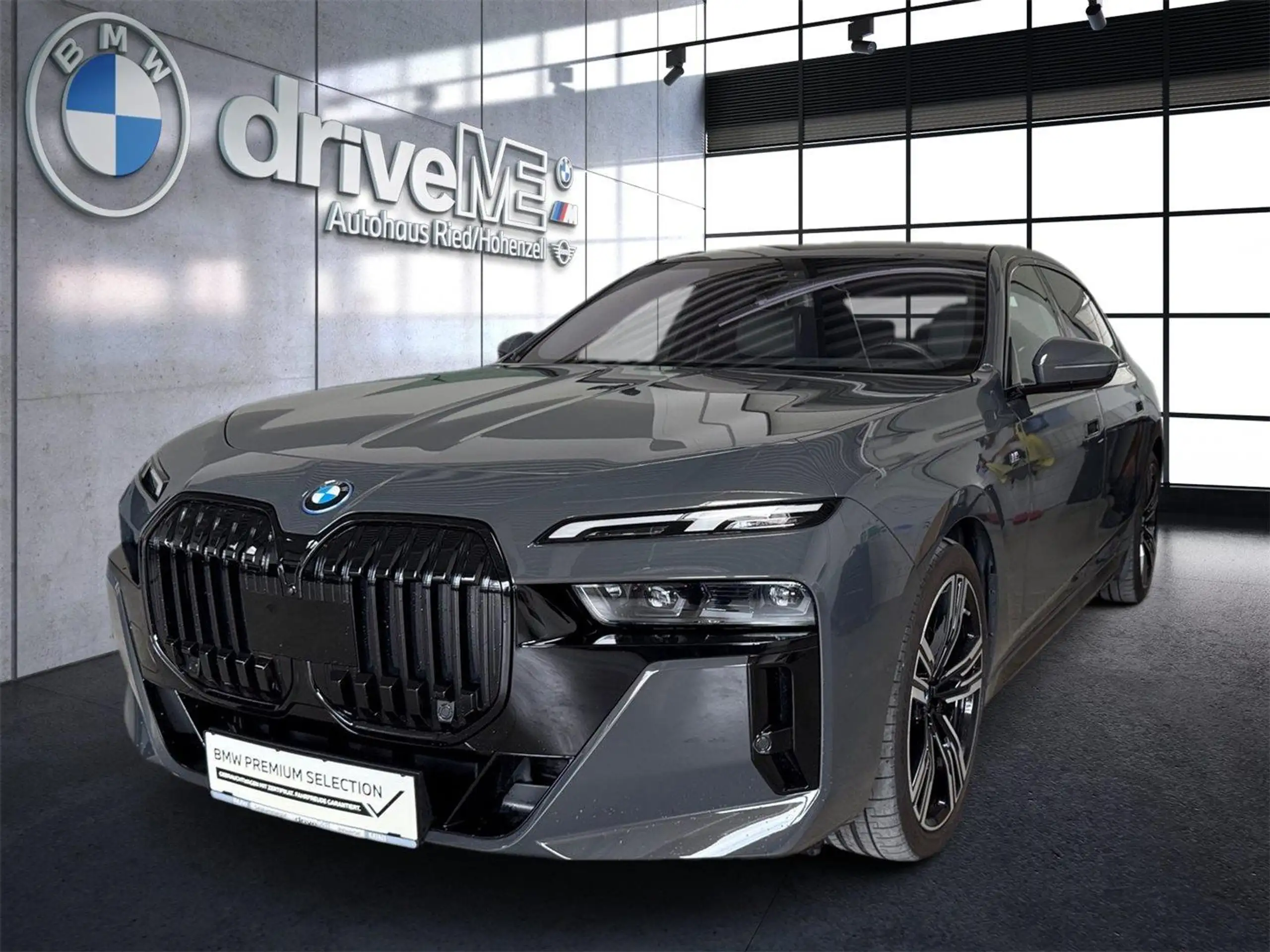 BMW i7 2023