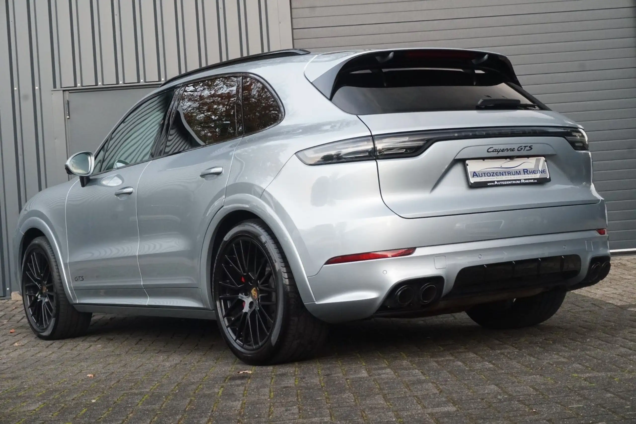 Porsche - Cayenne