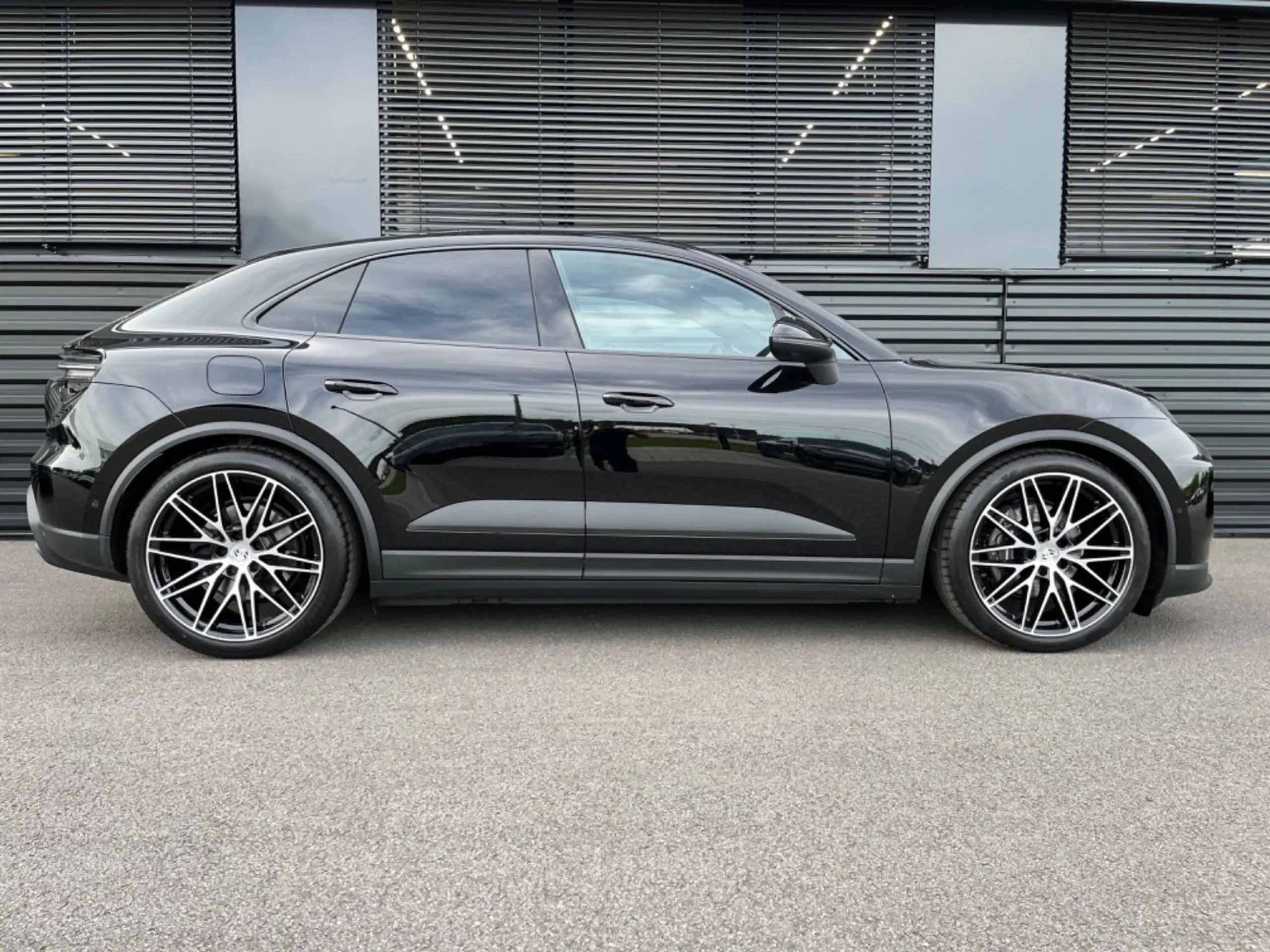 Porsche - Macan