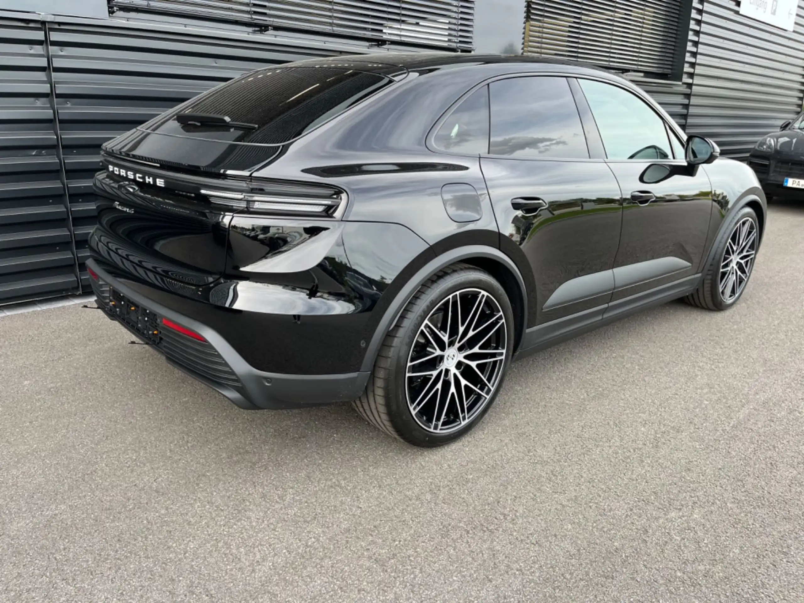 Porsche - Macan