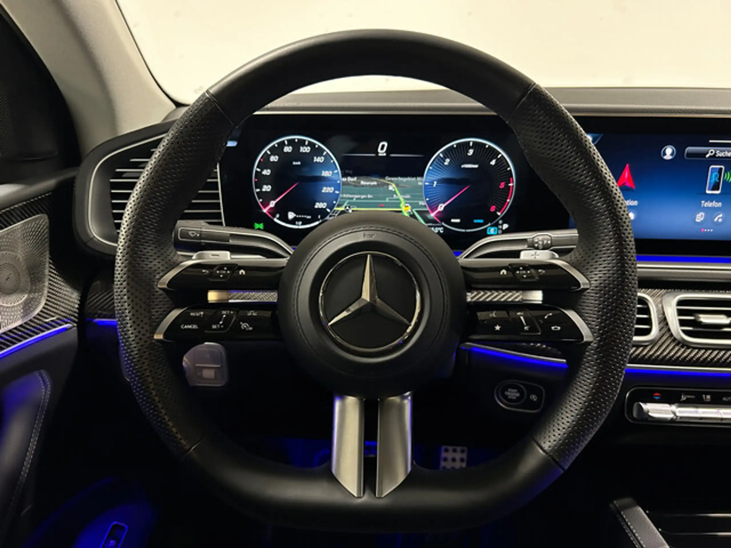 Mercedes-Benz - GLE 300