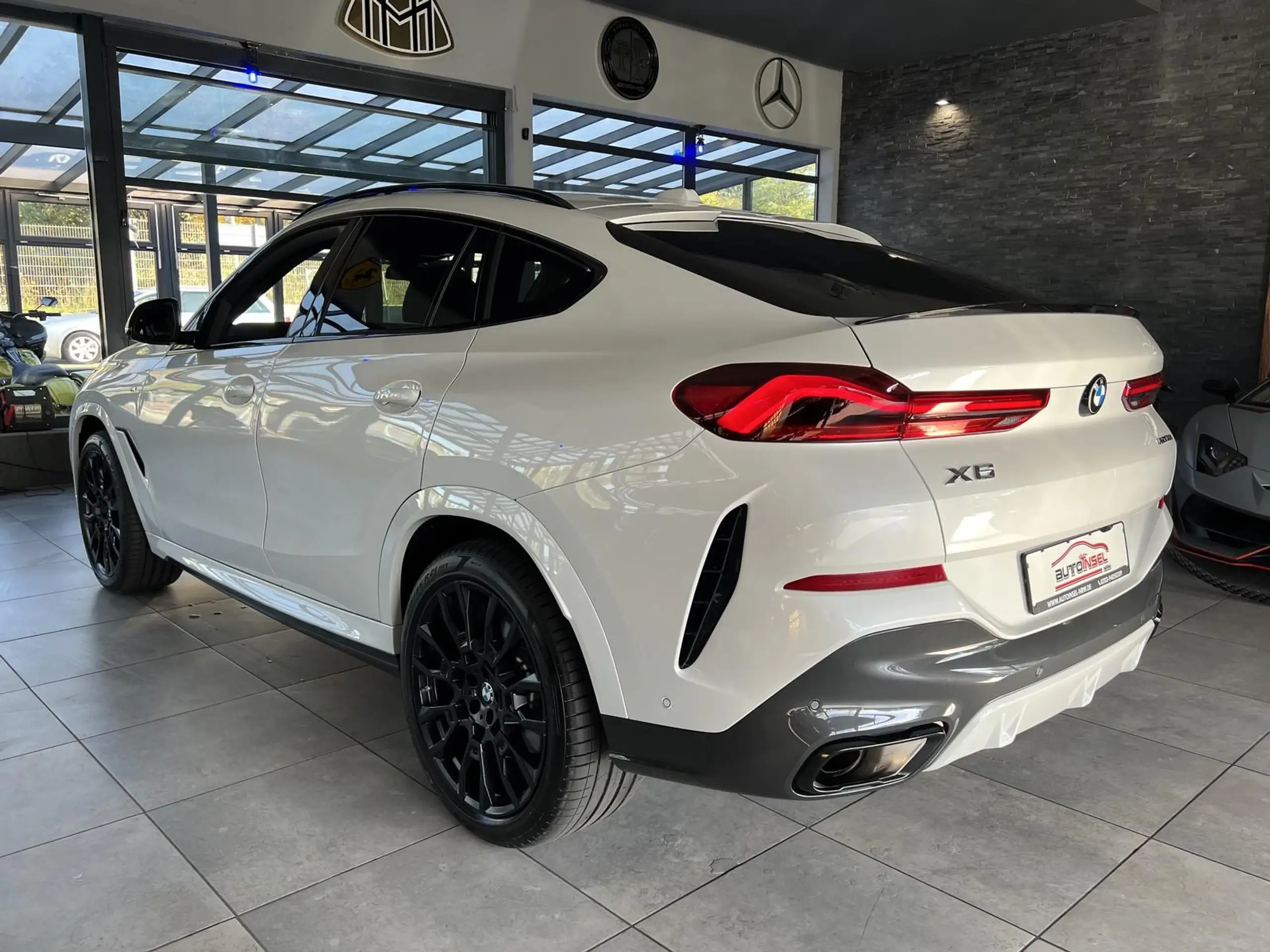 BMW - X6