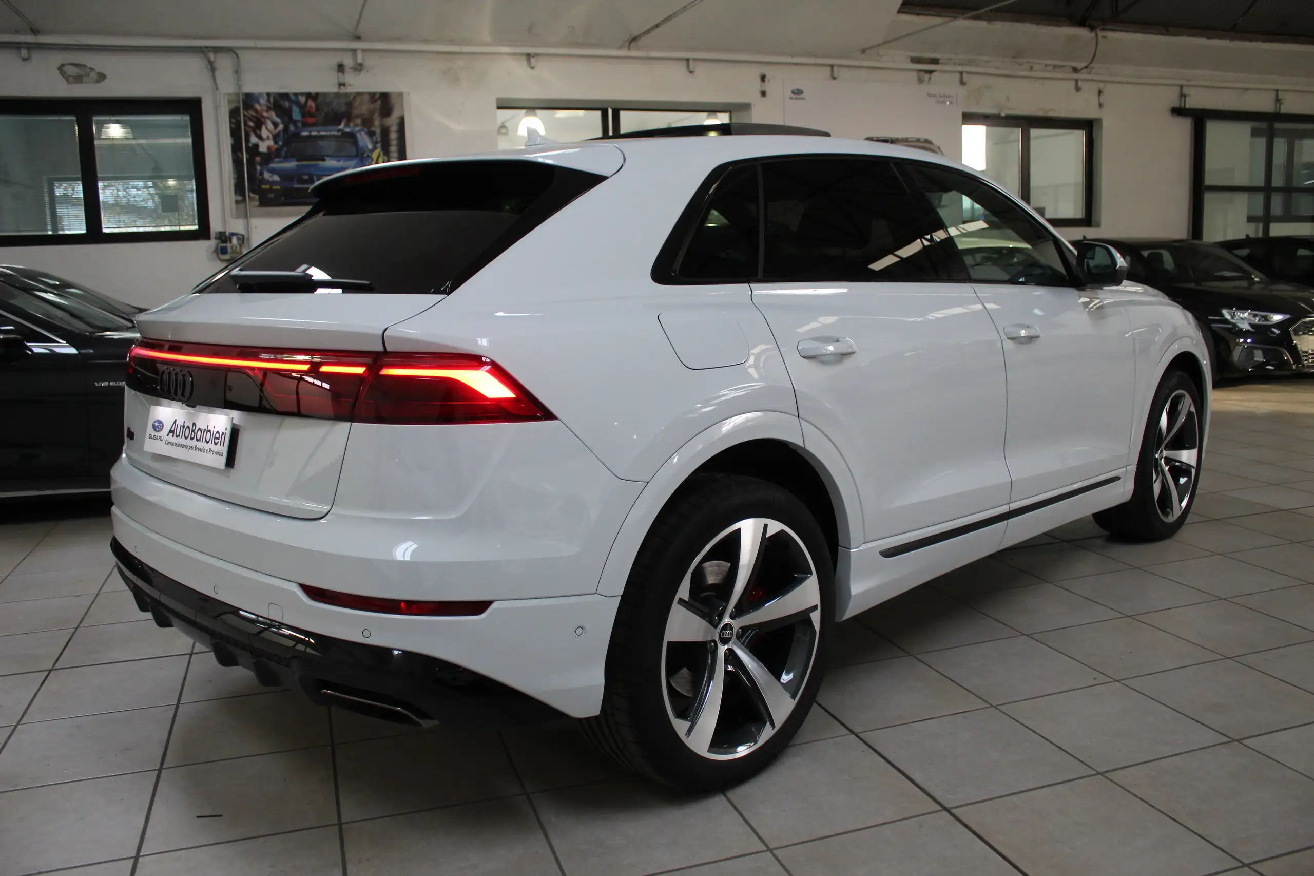 Audi - Q8