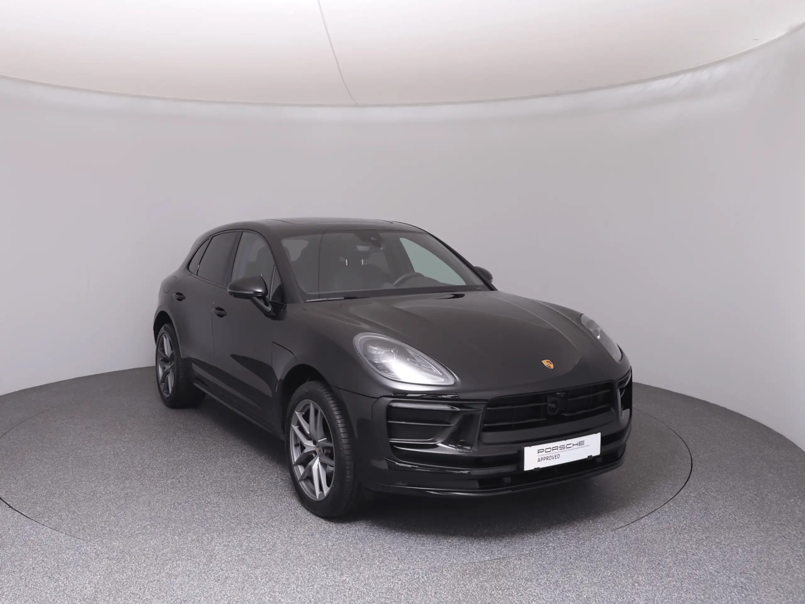 Porsche - Macan