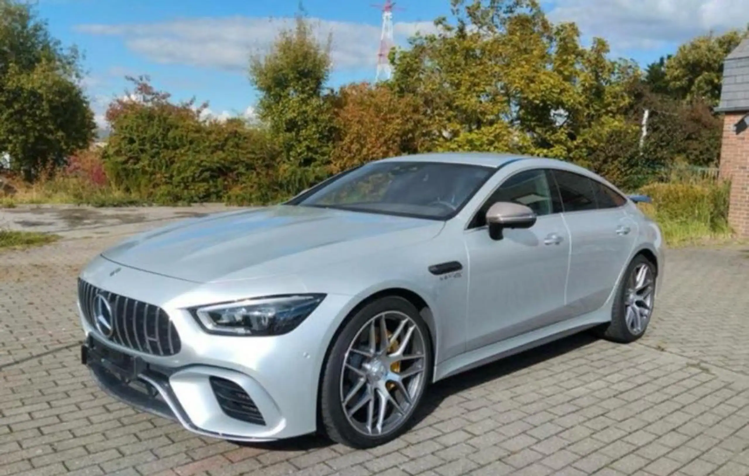 Mercedes-Benz - AMG GT