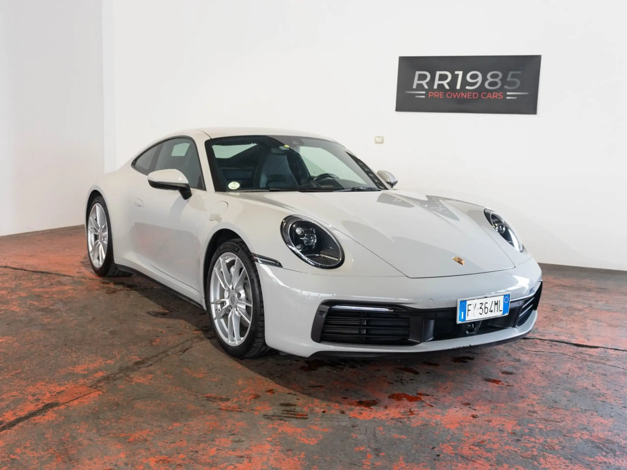 Porsche 992 2019