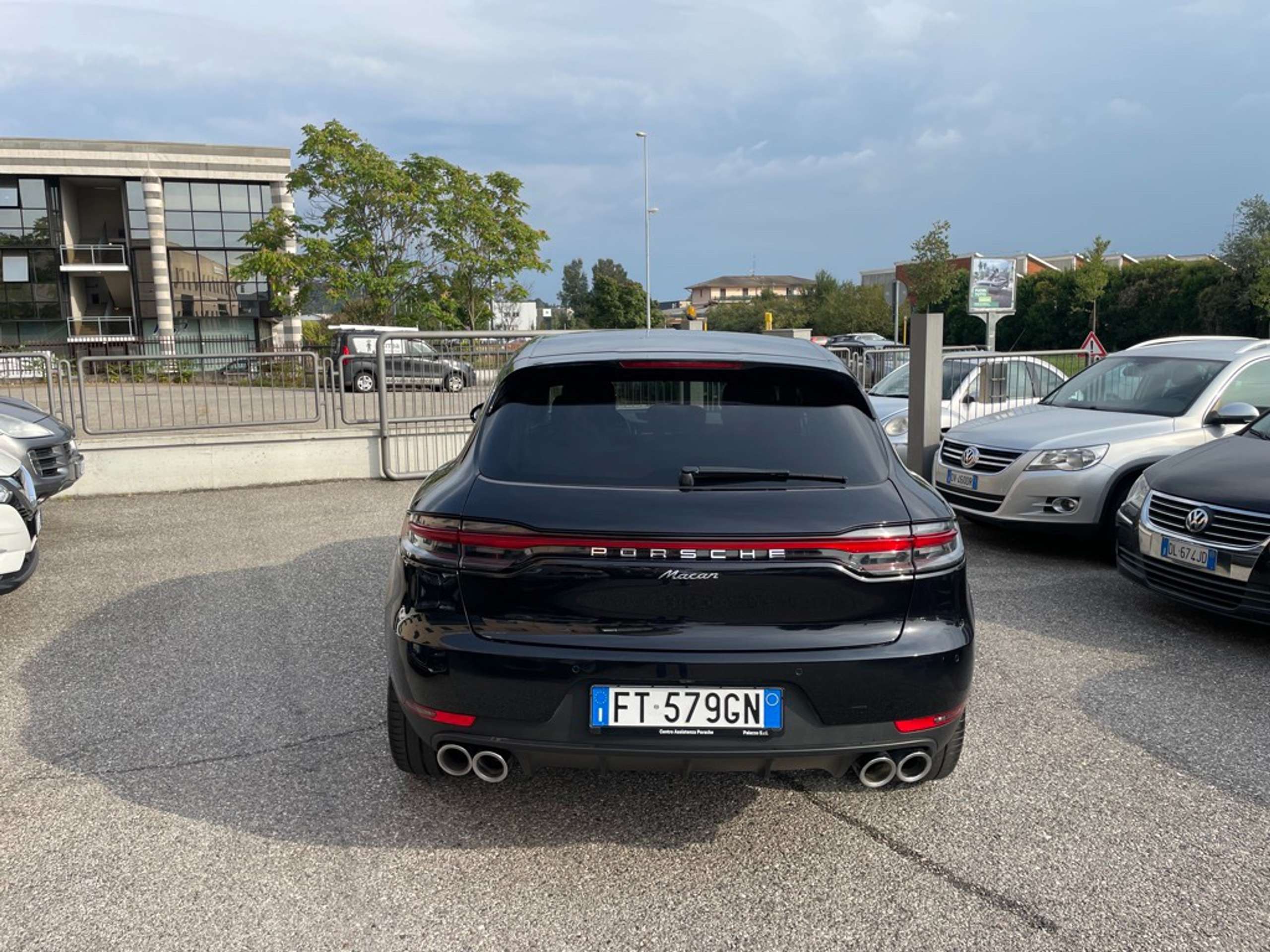 Porsche - Macan