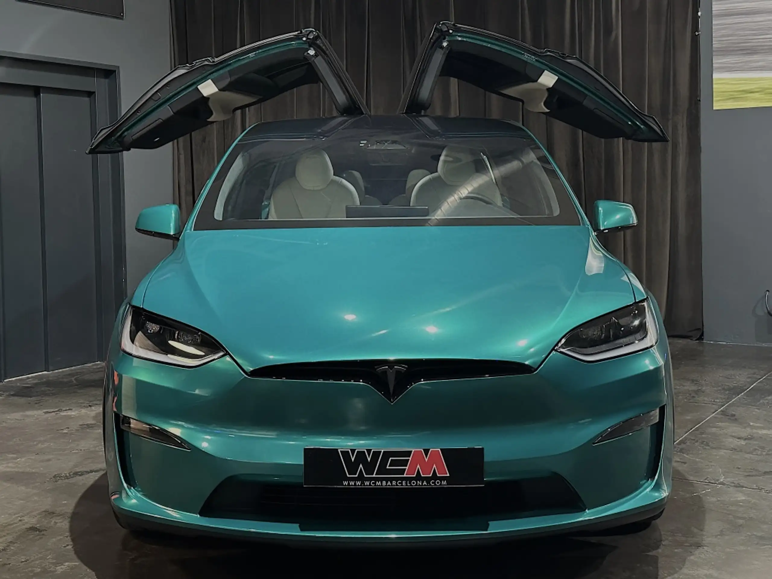 Tesla - Model X