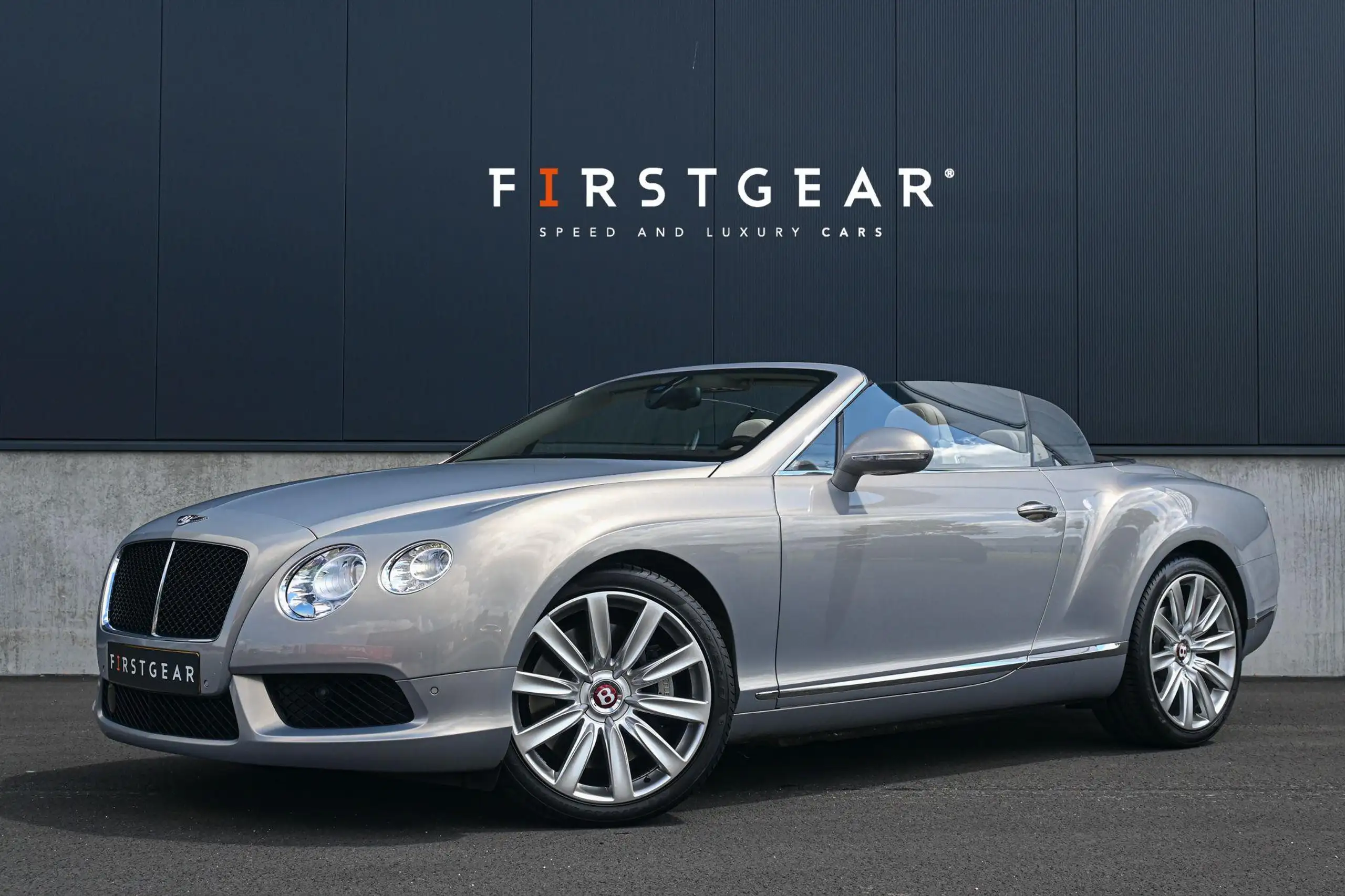 Bentley Continental GTC 2013