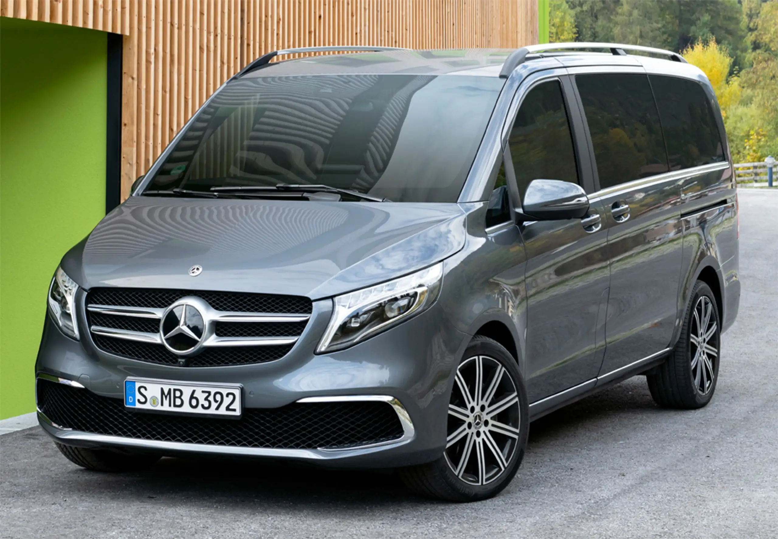 Mercedes-Benz - V 250