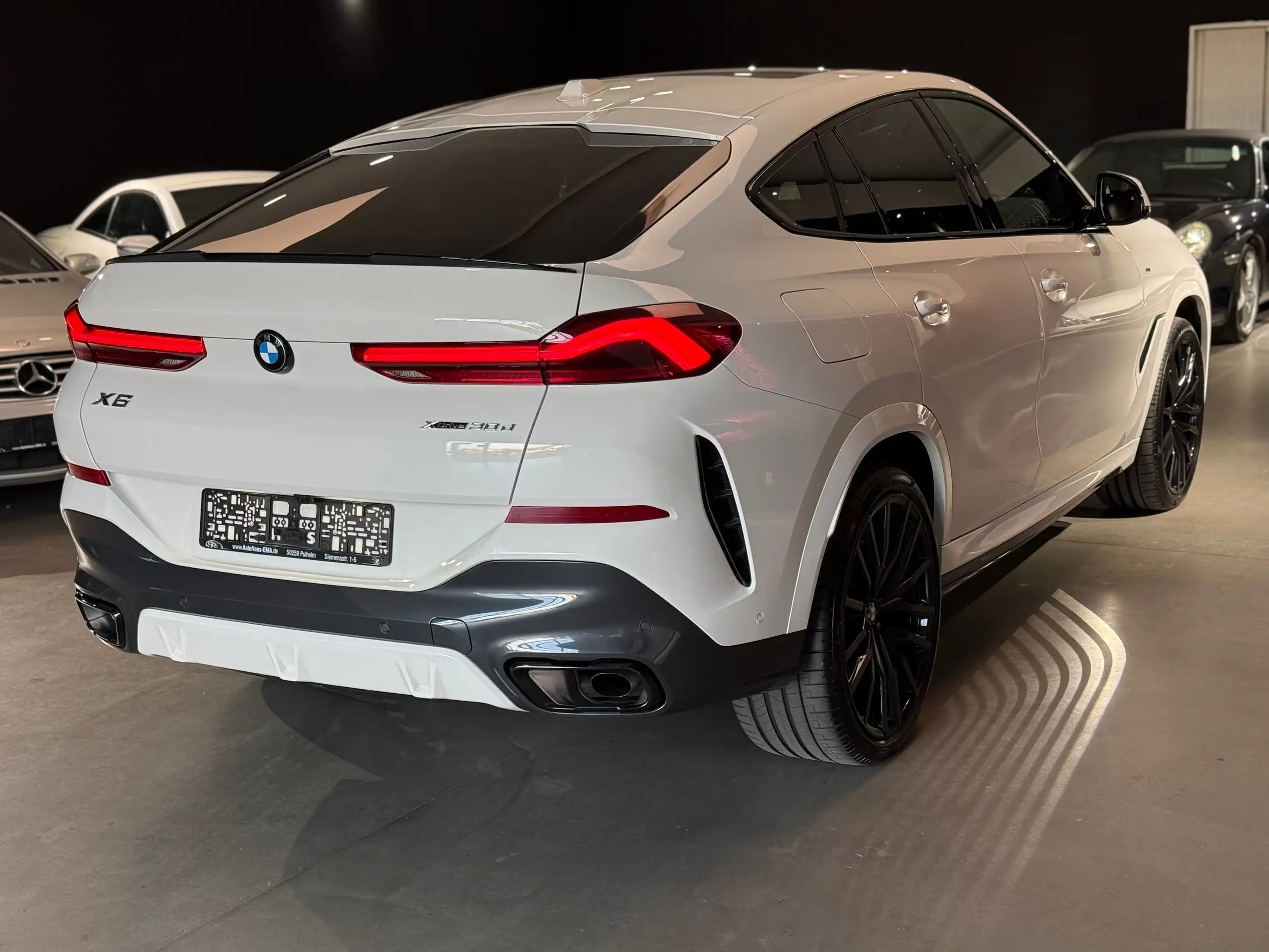 BMW - X6