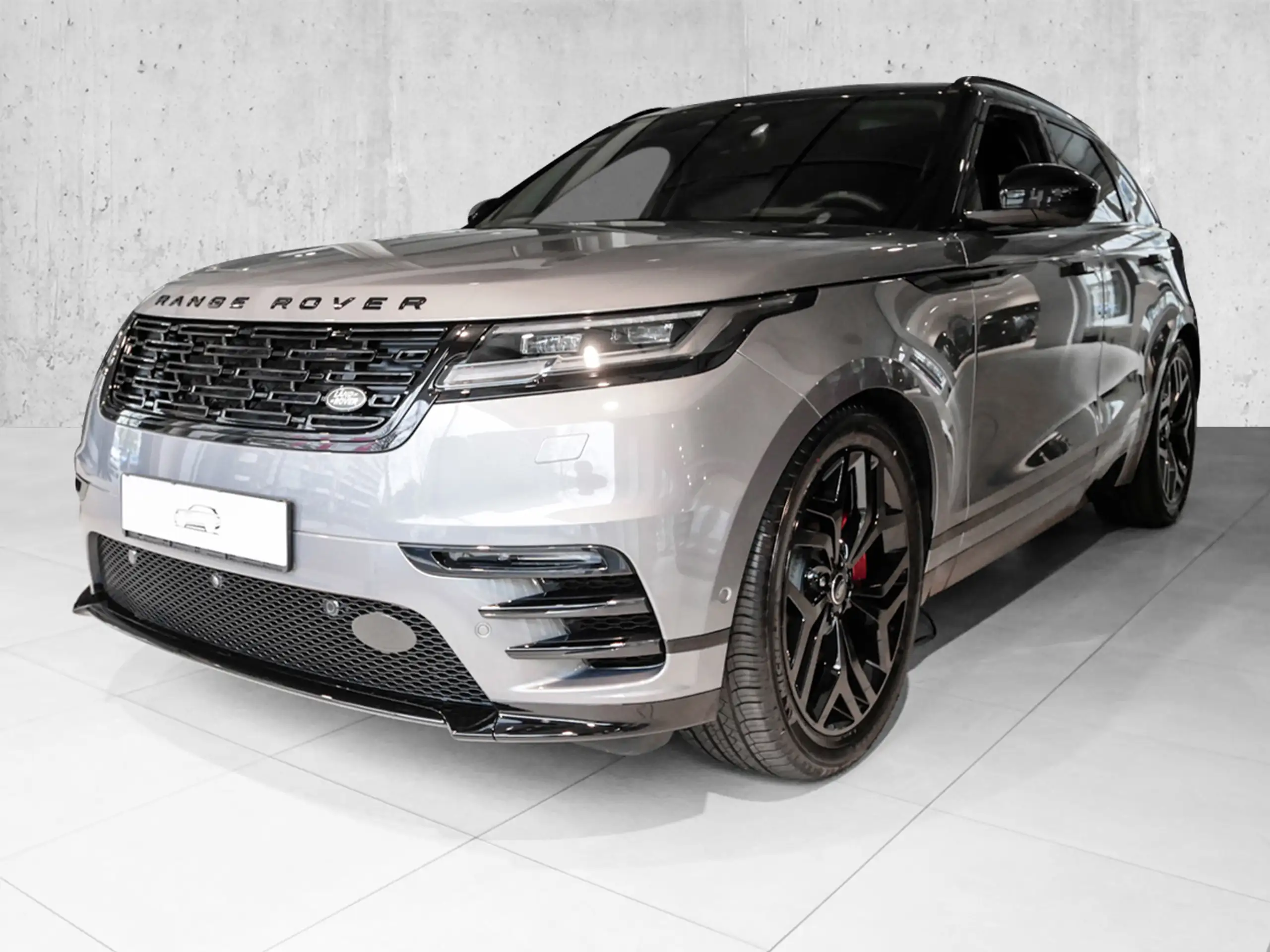 Land Rover - Range Rover Velar