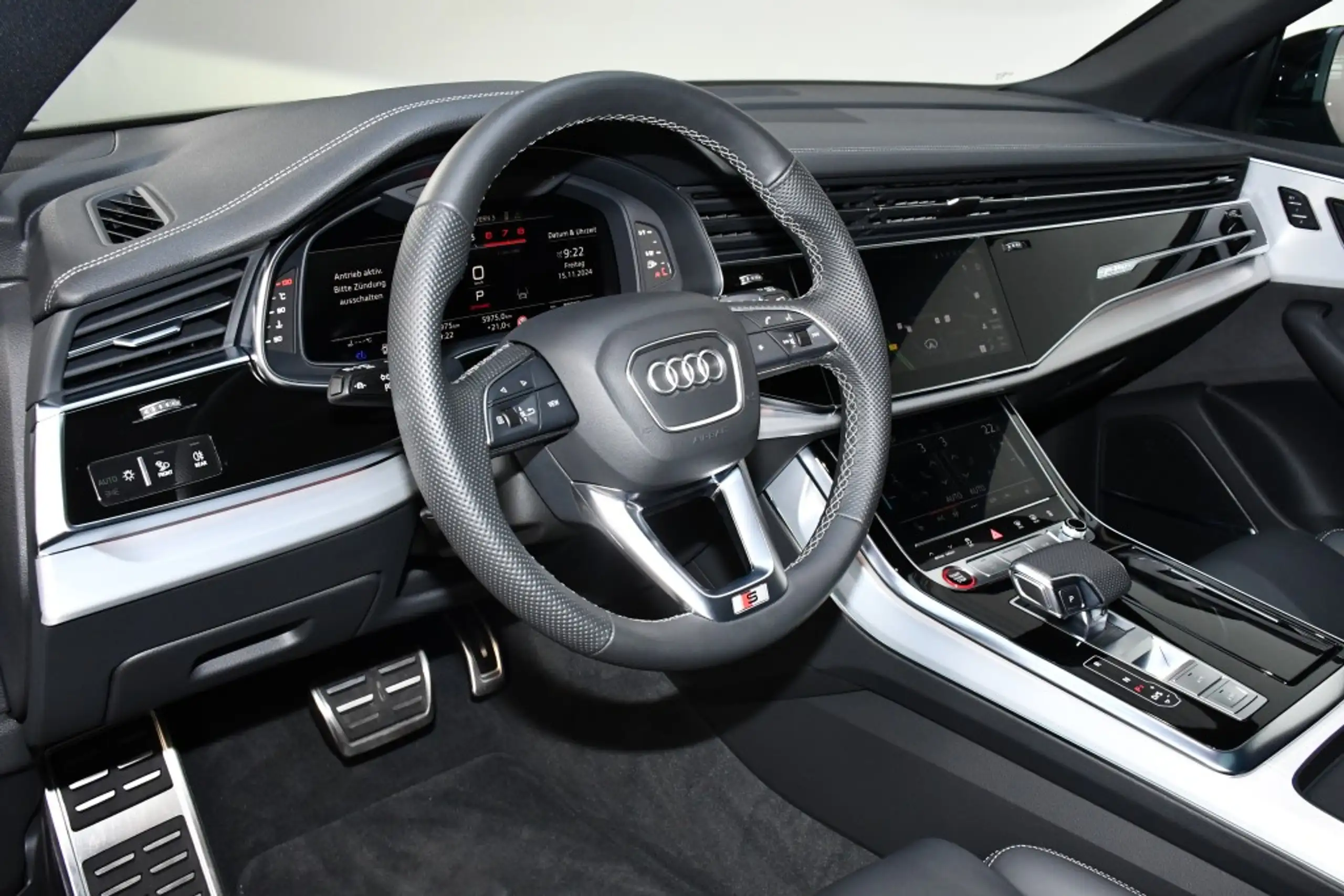 Audi - SQ8