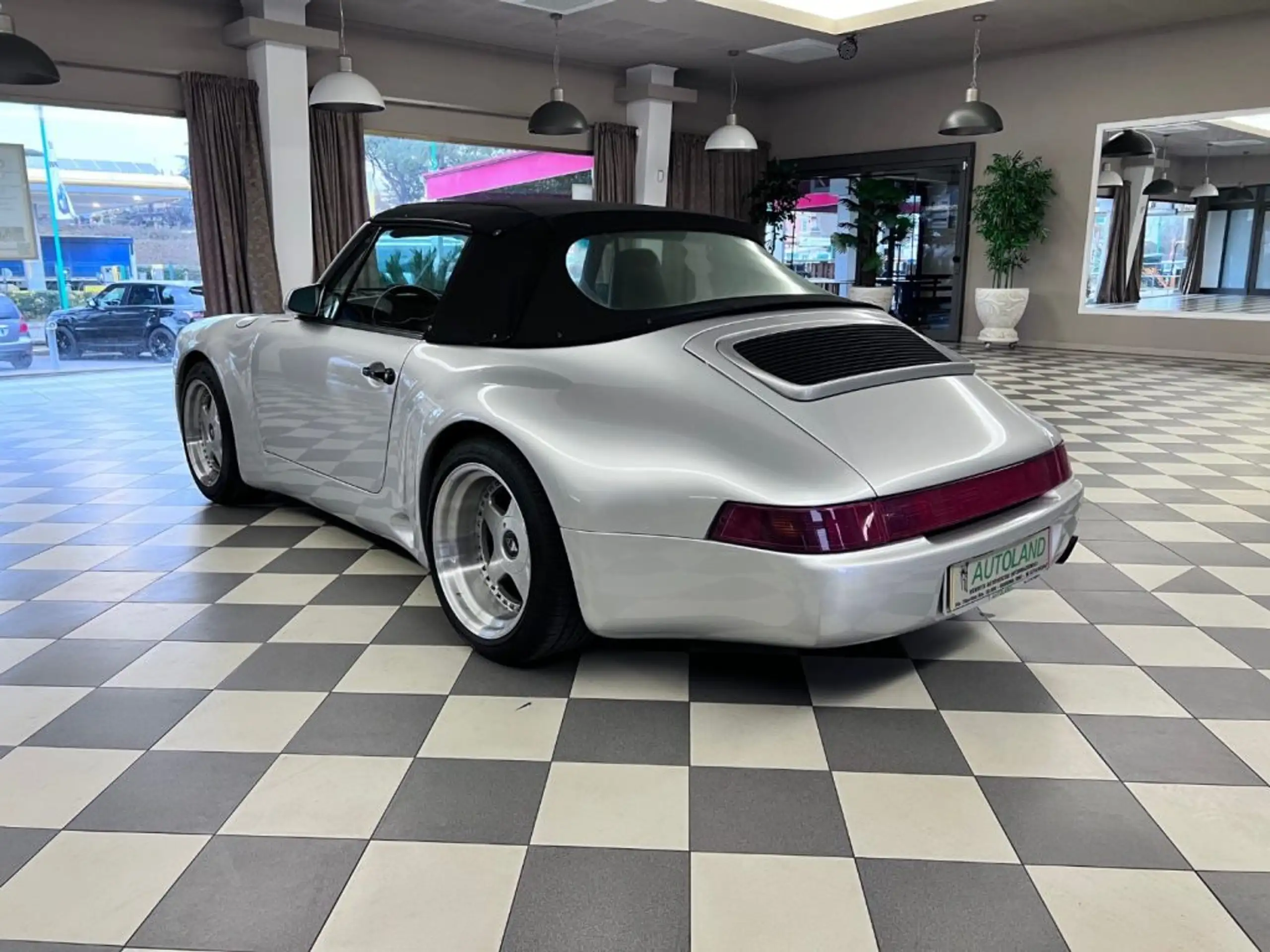 Porsche - 964