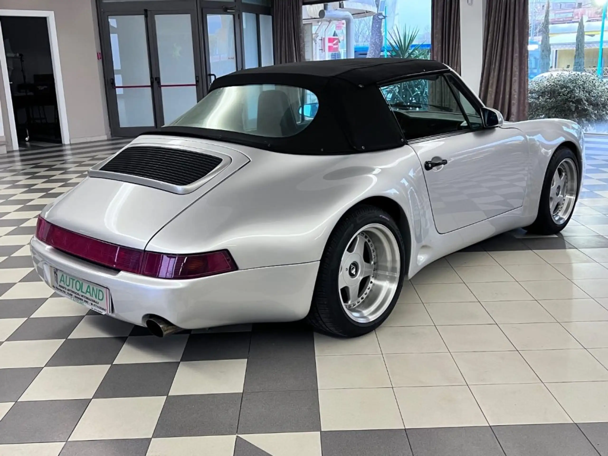 Porsche - 964