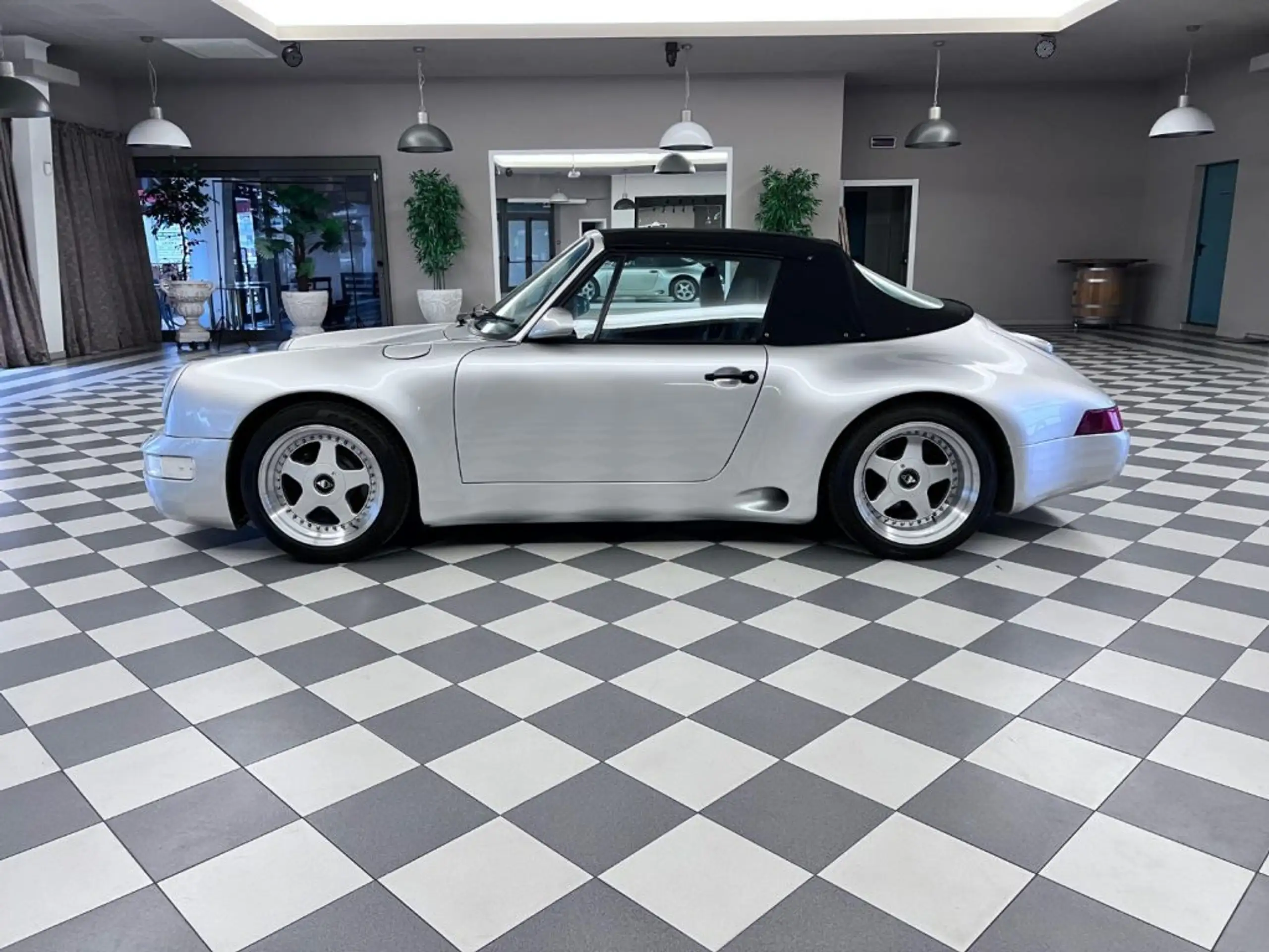 Porsche - 964