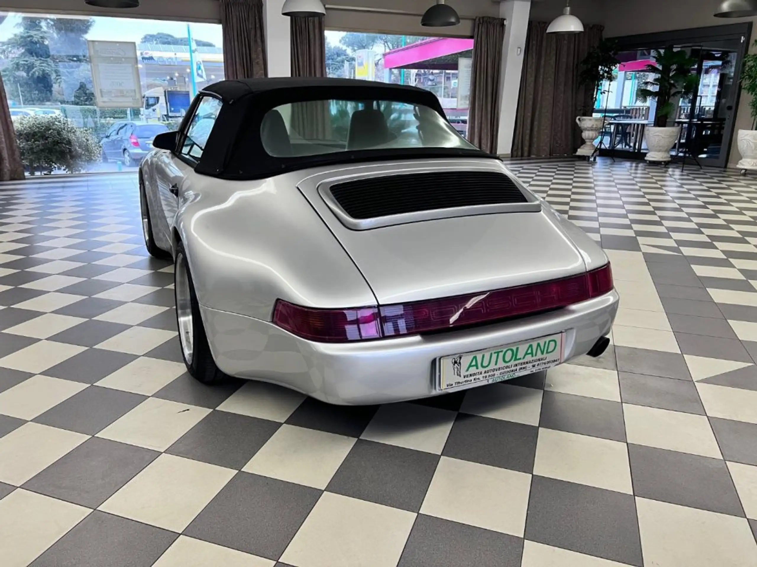 Porsche - 964