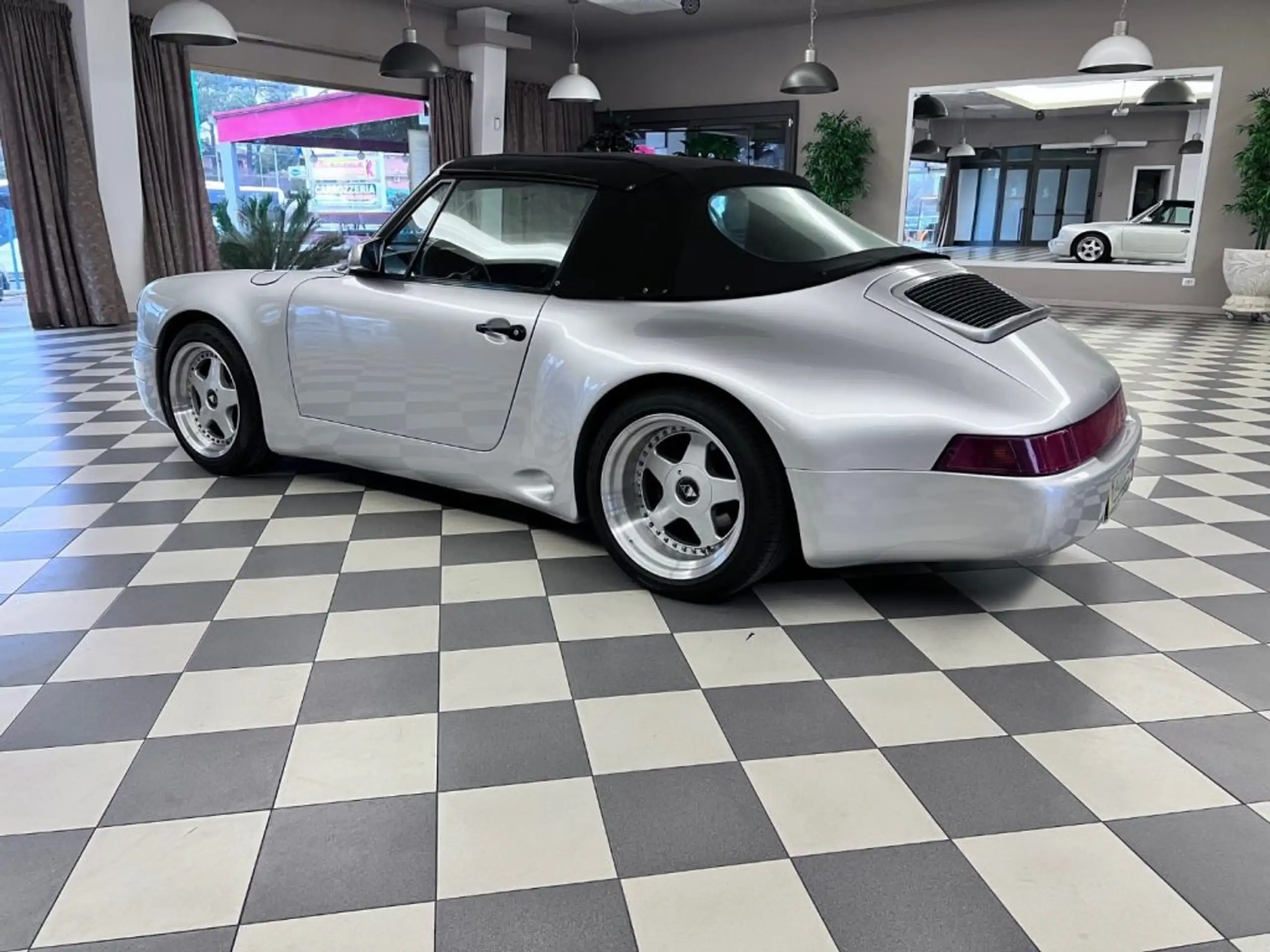 Porsche - 964