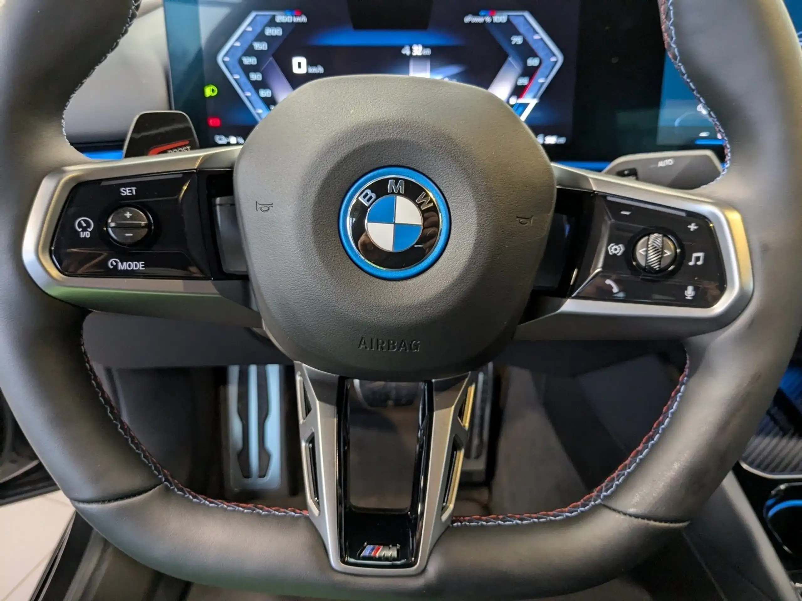 BMW - i5