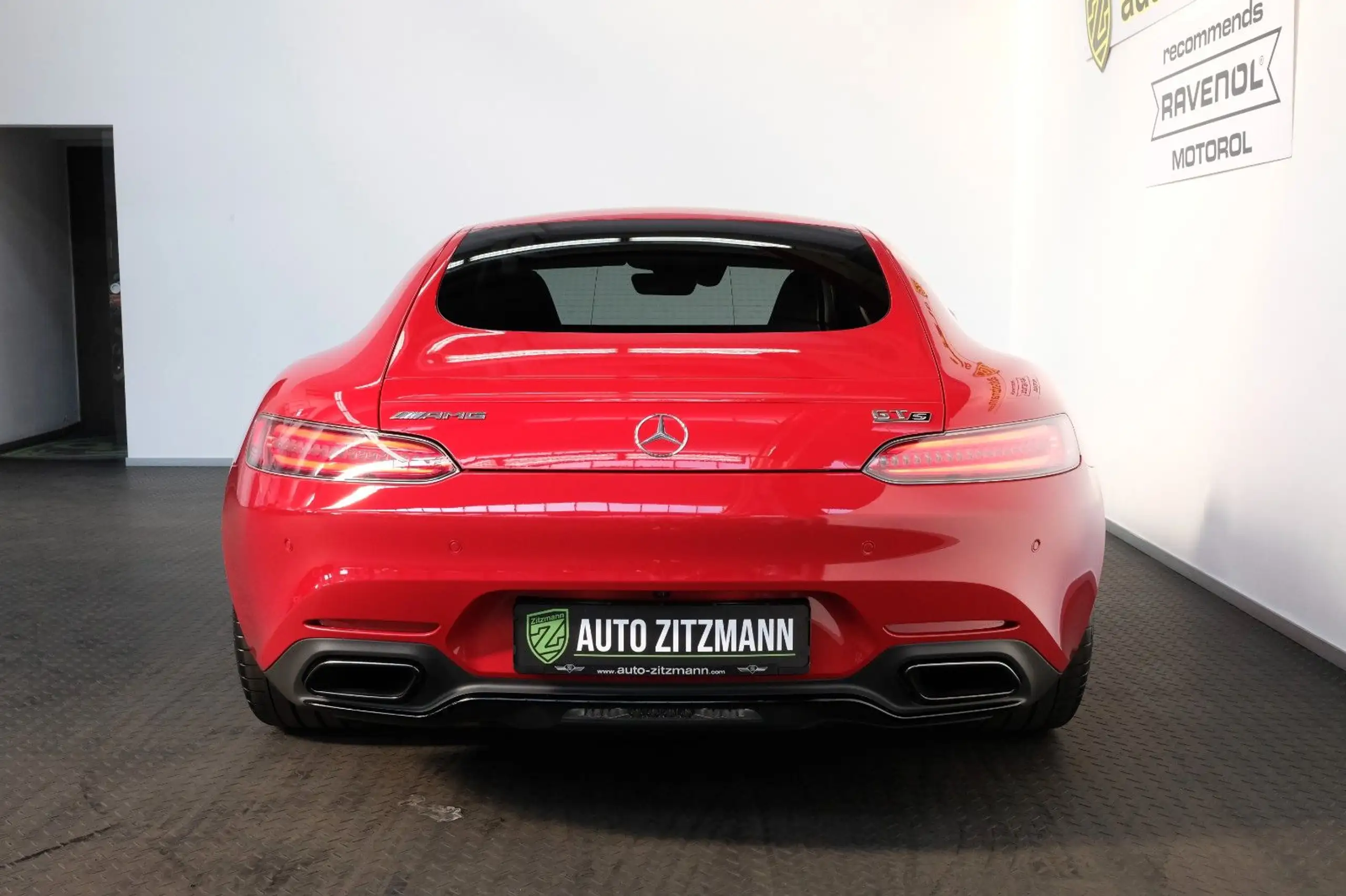 Mercedes-Benz - AMG GT