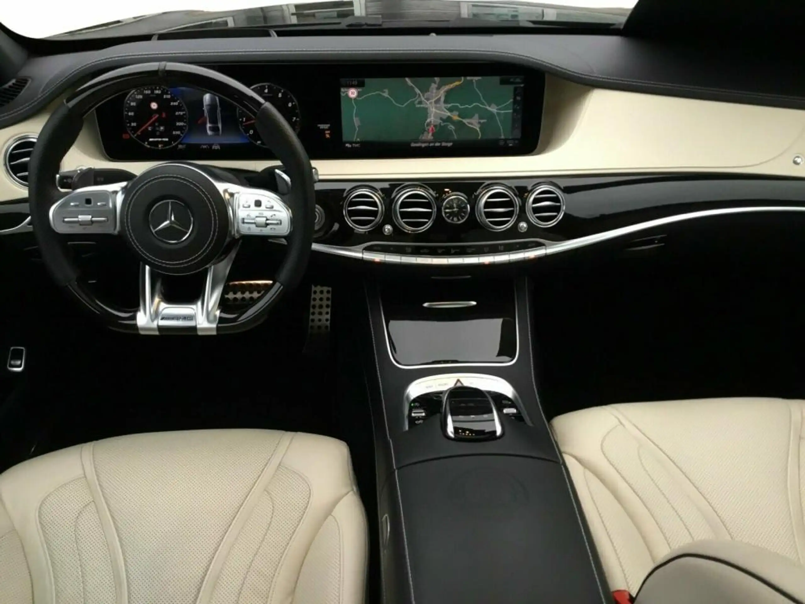 Mercedes-Benz - S 63 AMG