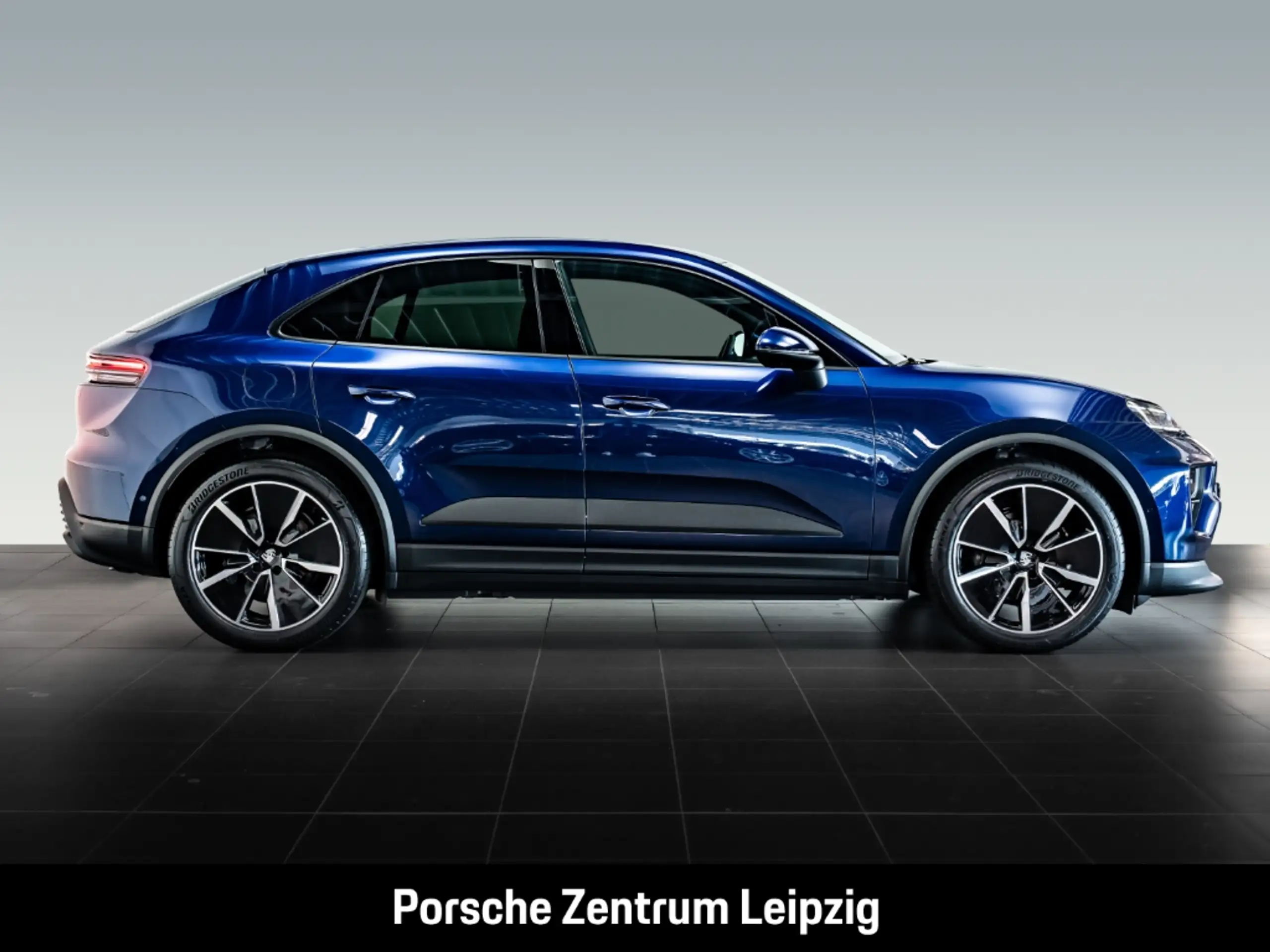 Porsche - Macan