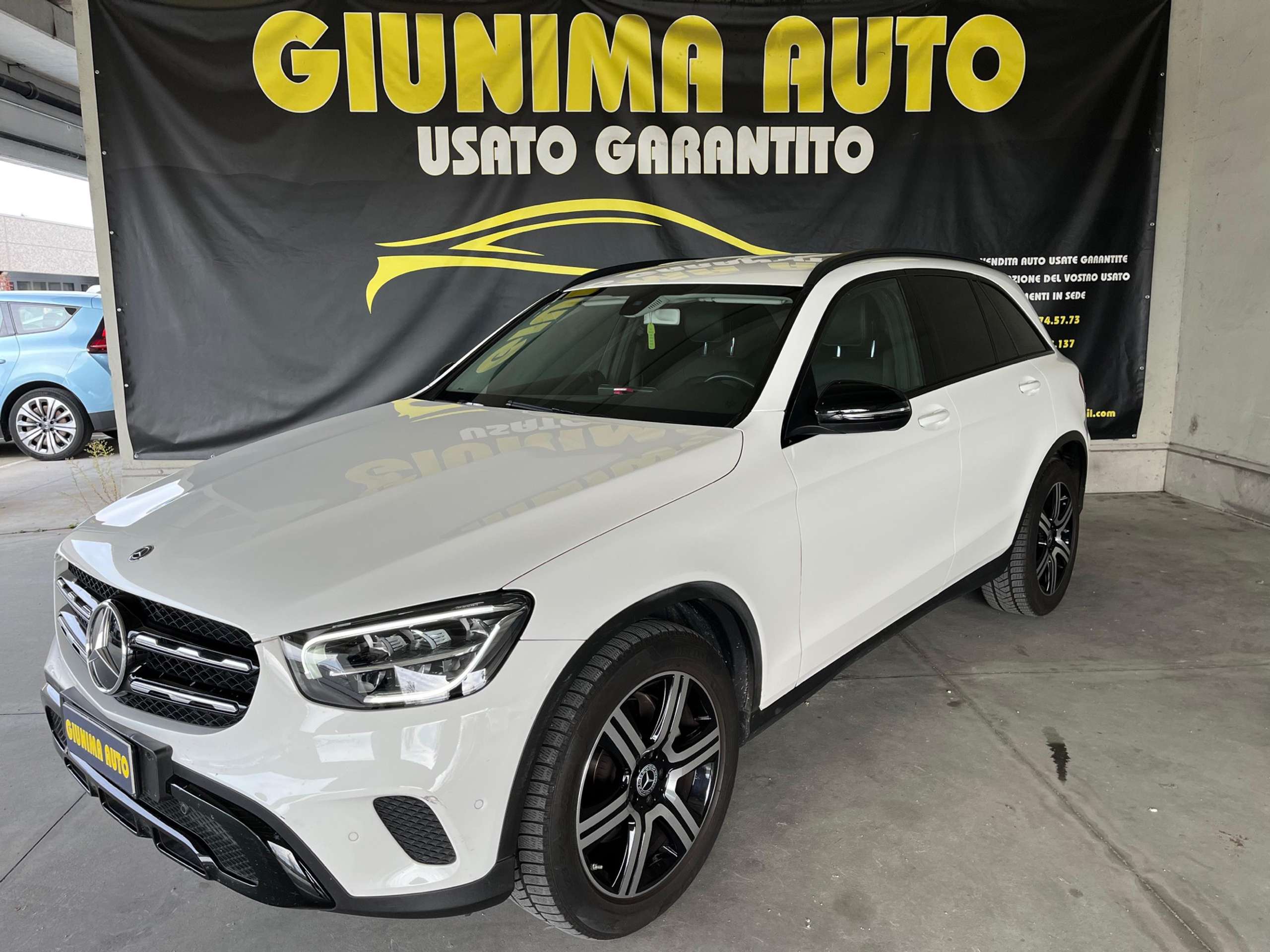 Mercedes-Benz - GLC 220