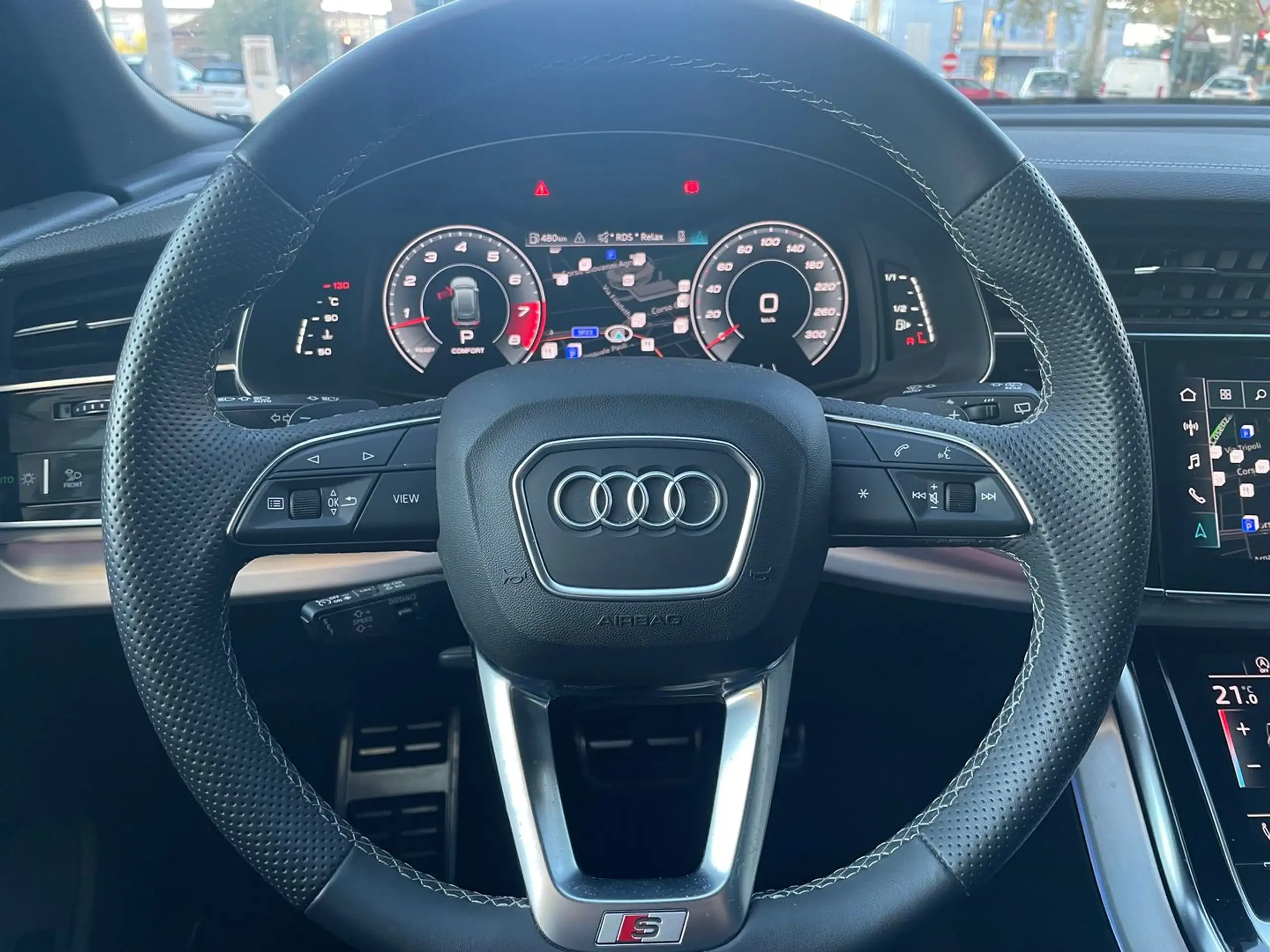 Audi - SQ8